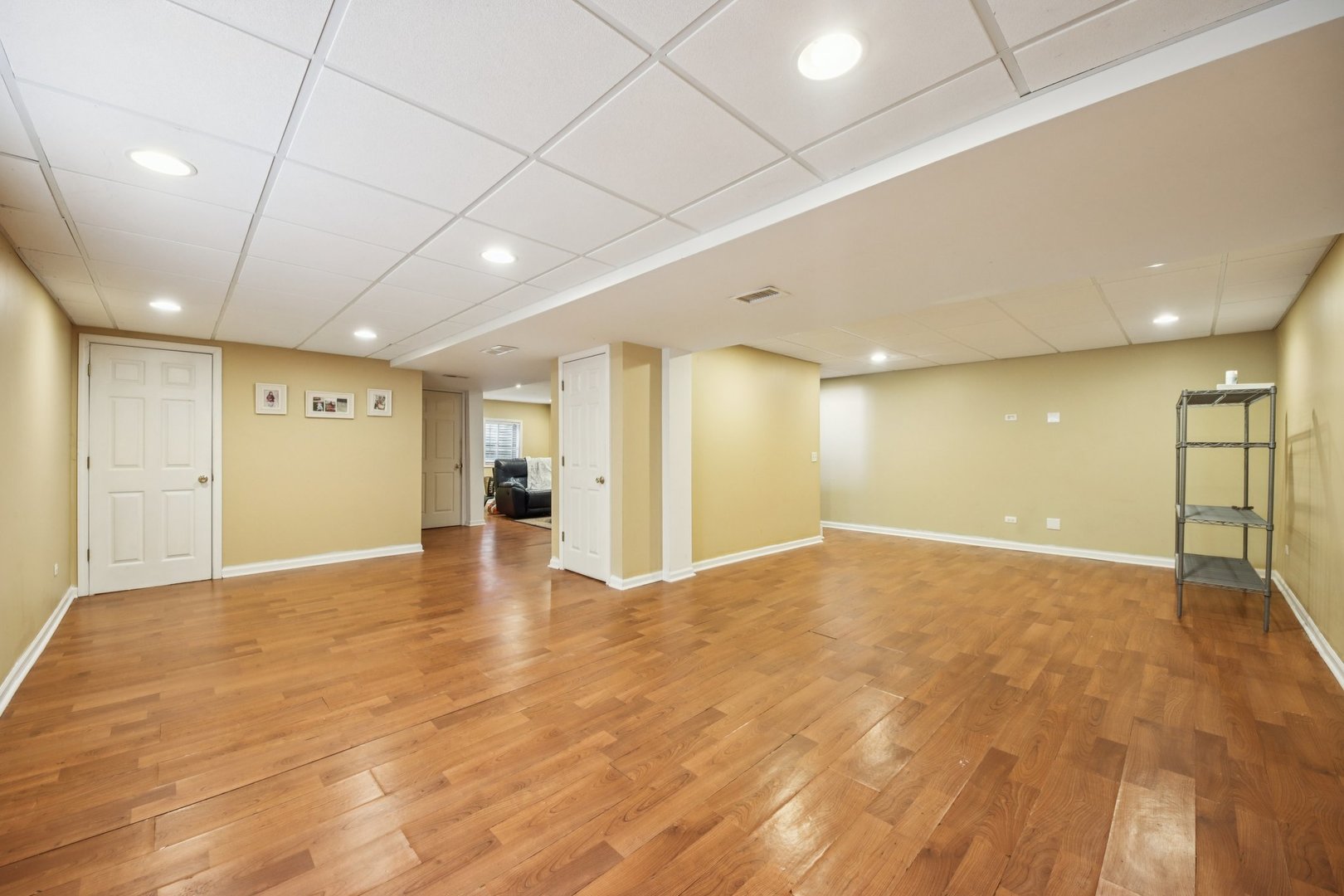 25241 W Entrance Drive, Lake Villa, IL 60046