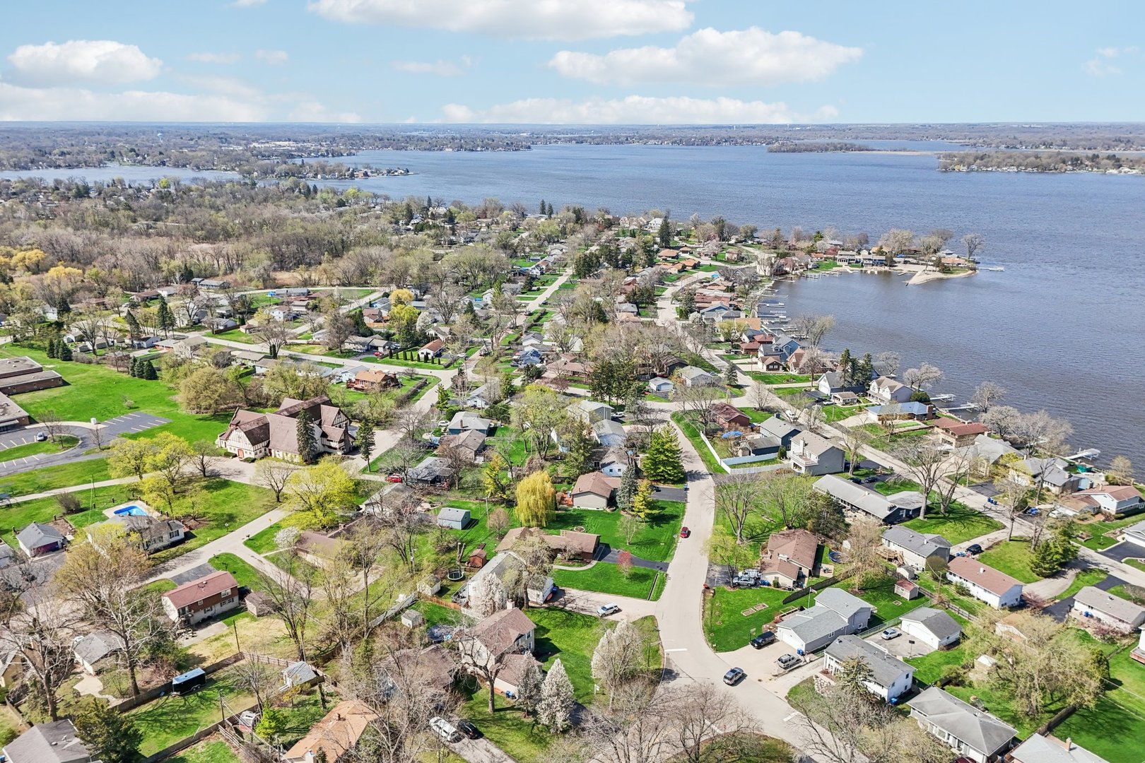 25241 W Entrance Drive, Lake Villa, IL 60046