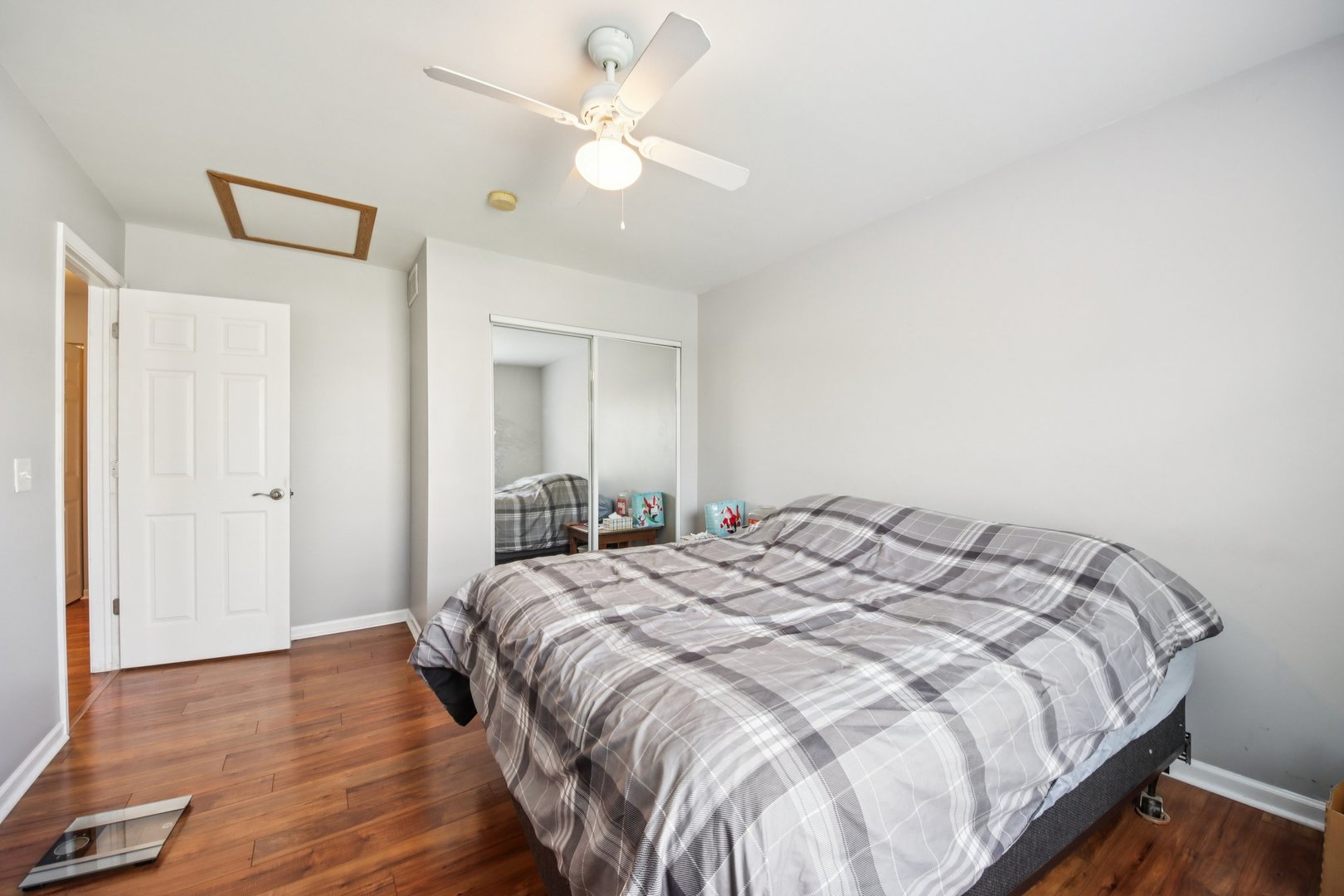 25241 W Entrance Drive, Lake Villa, IL 60046