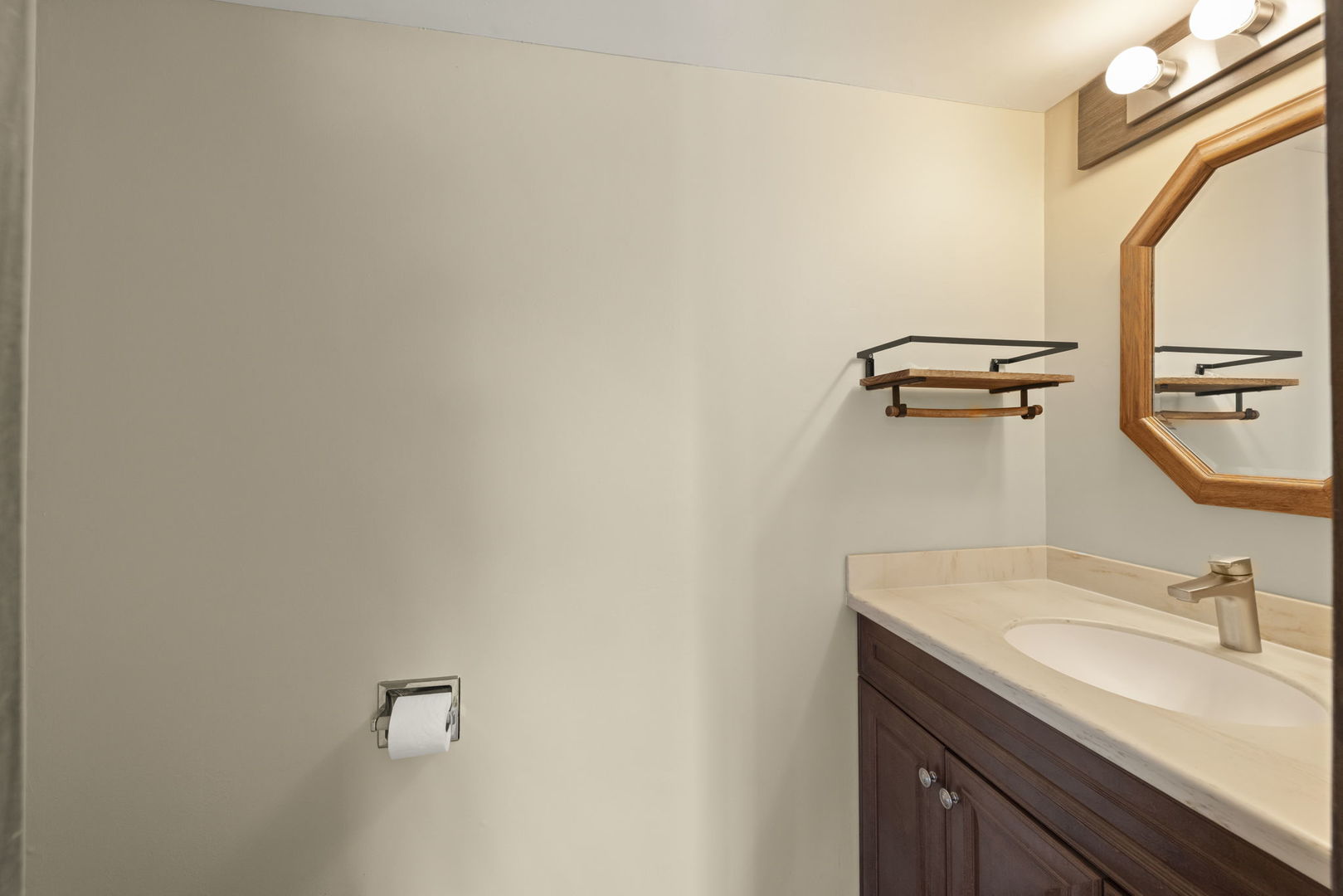 30W050 Mulberry Court, Warrenville, IL 60555