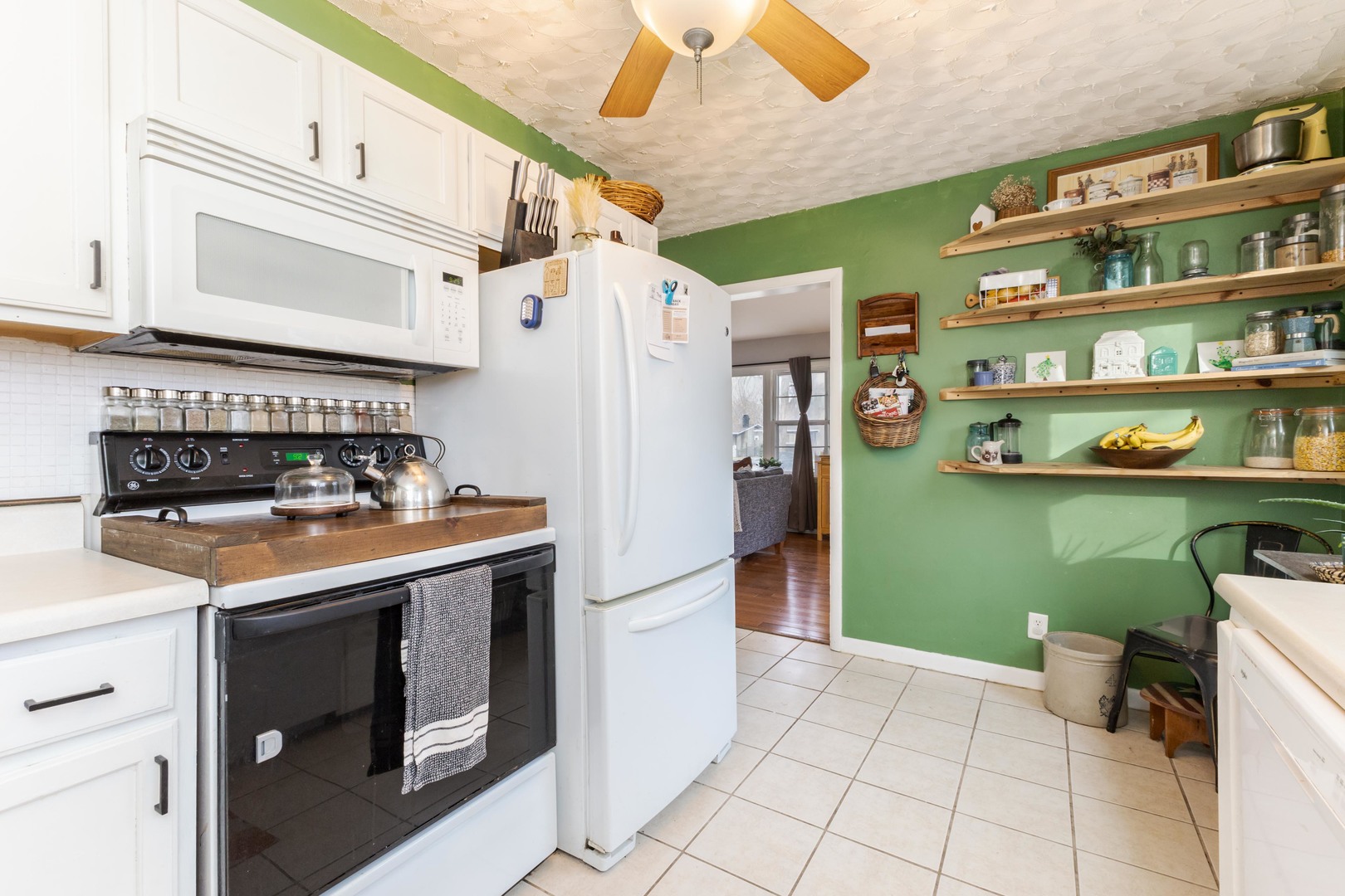 1903 Croxton Avenue, Bloomington, IL 61701