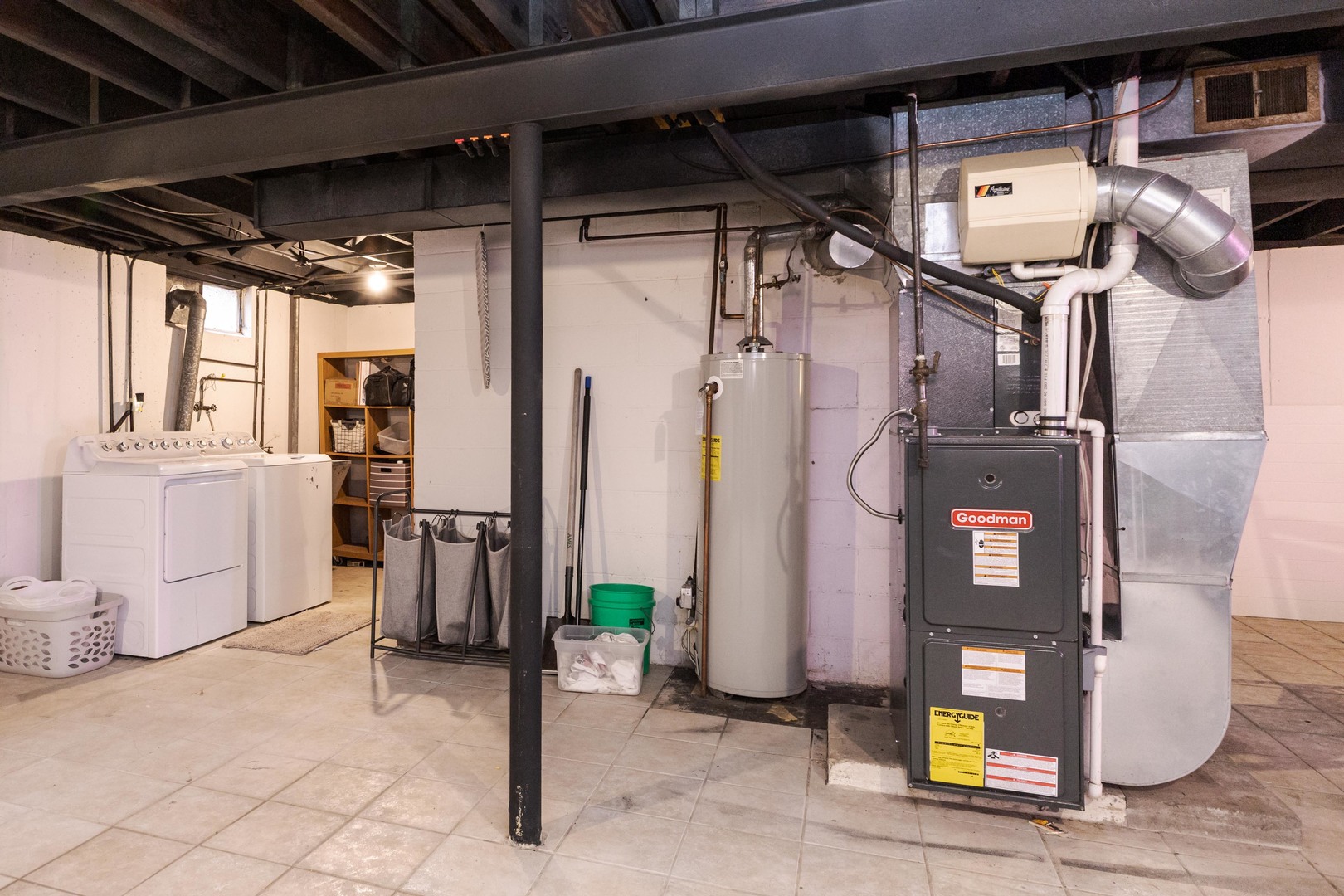 1903 Croxton Avenue, Bloomington, IL 61701