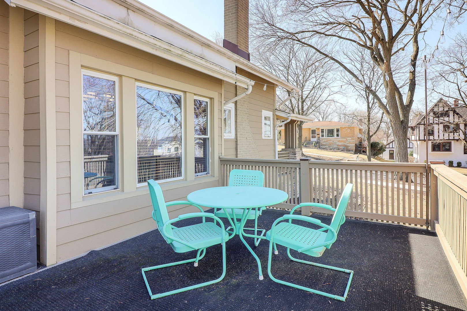 405 Singer Avenue, Lemont, IL 60439