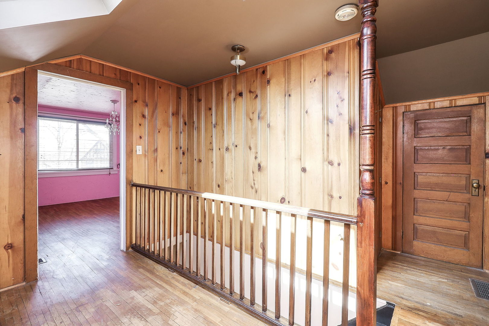 405 Singer Avenue, Lemont, IL 60439