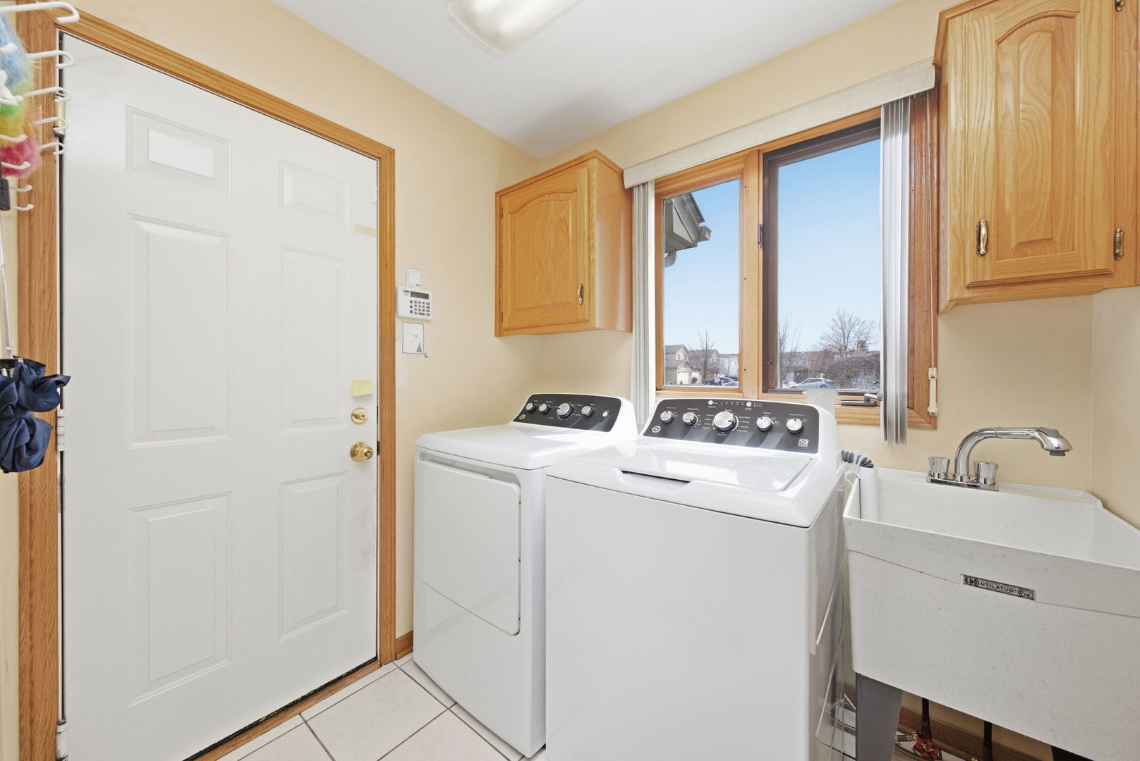 7746 Northfield Lane, Tinley Park, IL 60487