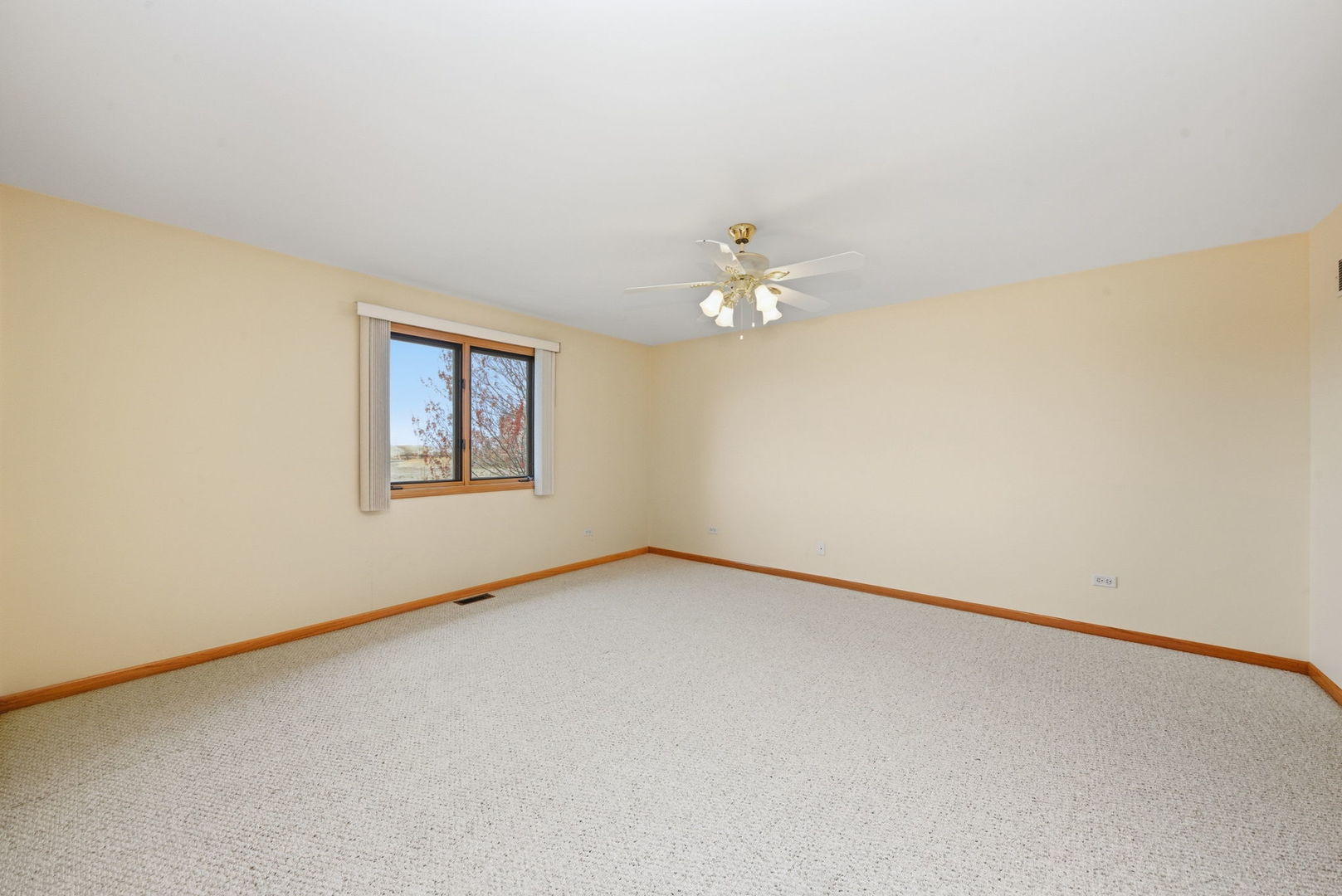 7746 Northfield Lane, Tinley Park, IL 60487