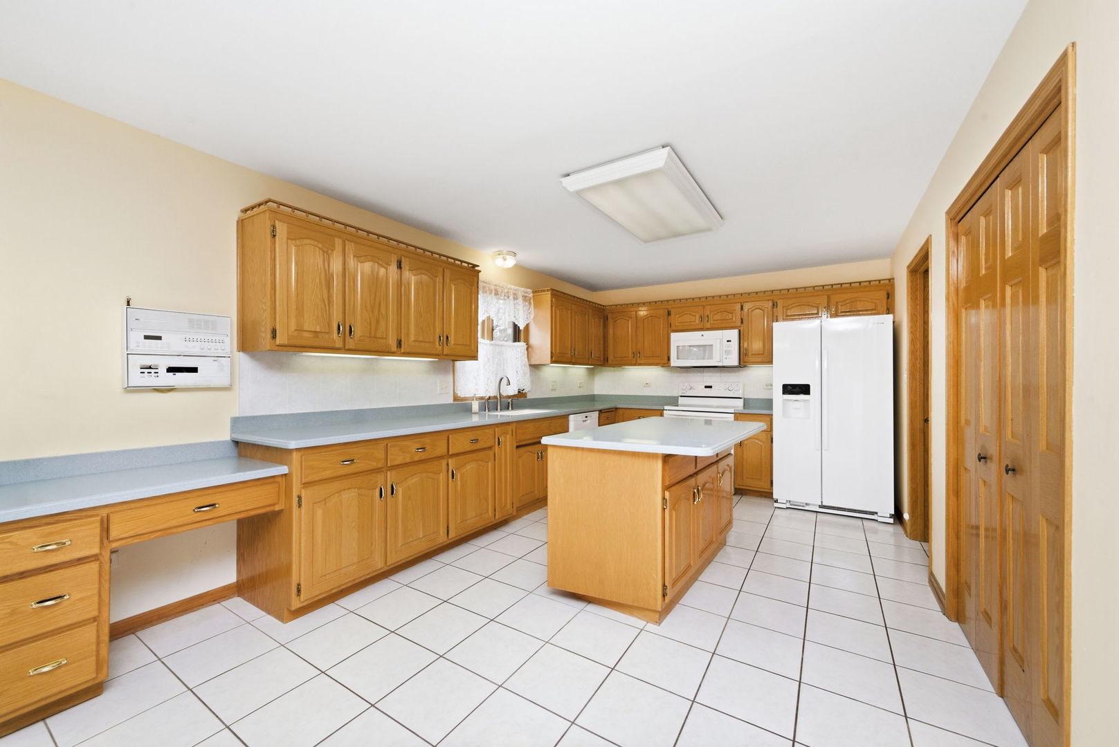 7746 Northfield Lane, Tinley Park, IL 60487