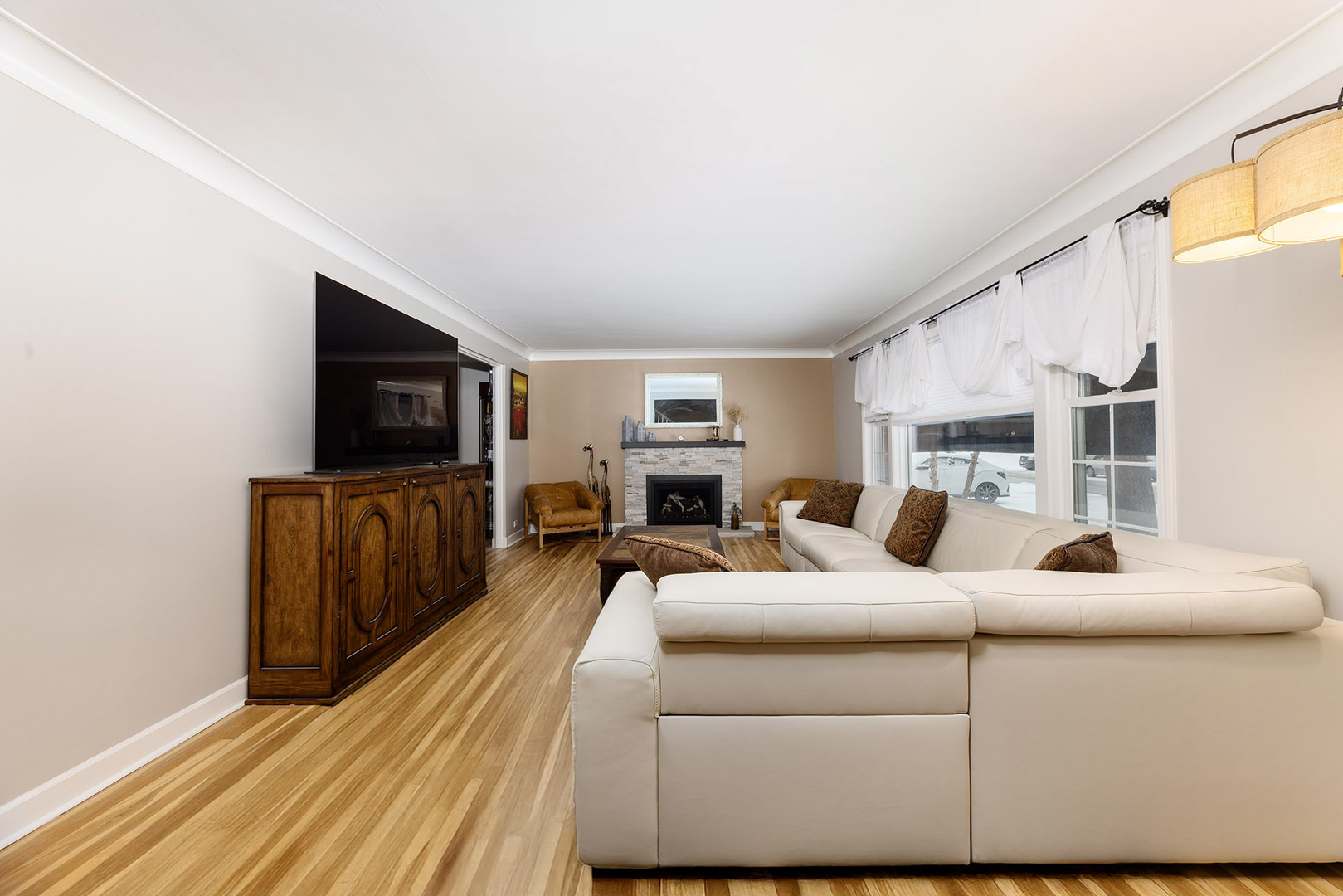 259 Cornell Avenue, Des Plaines, IL 60016