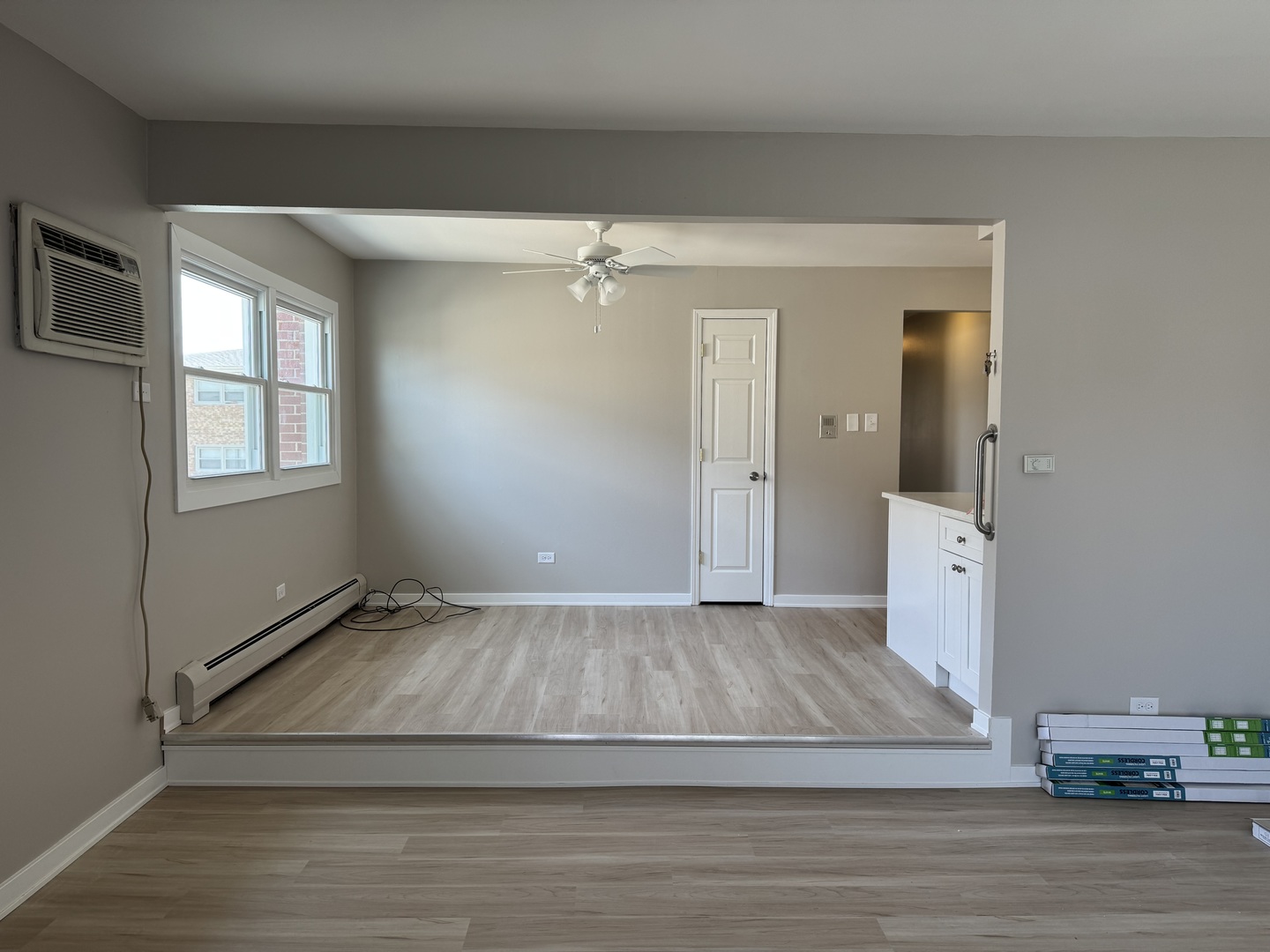 7033 99th Street #2-E, Chicago Ridge, IL 60415