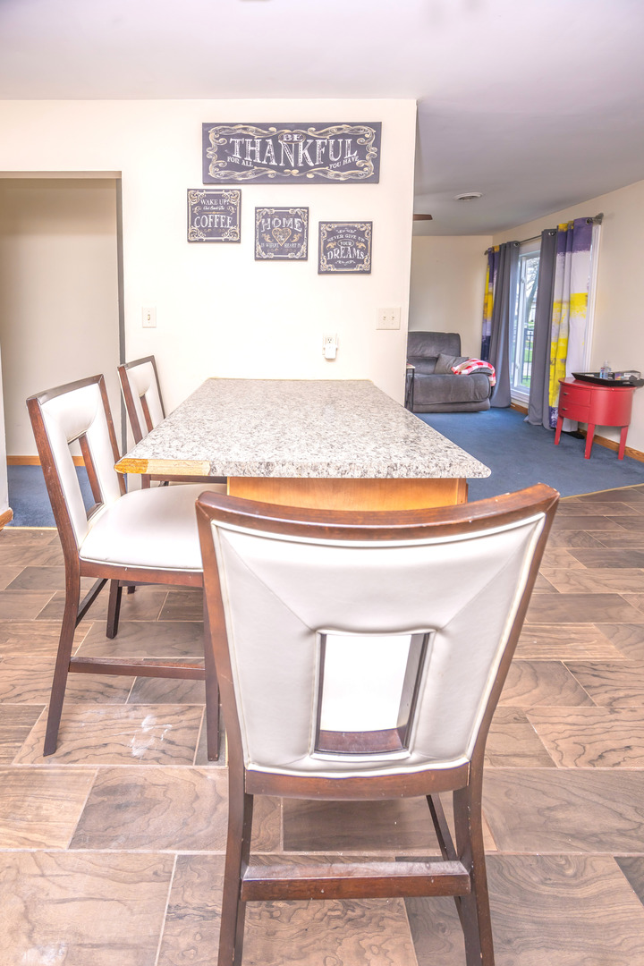 2112 BELMONT Avenue, Joliet, IL 60432