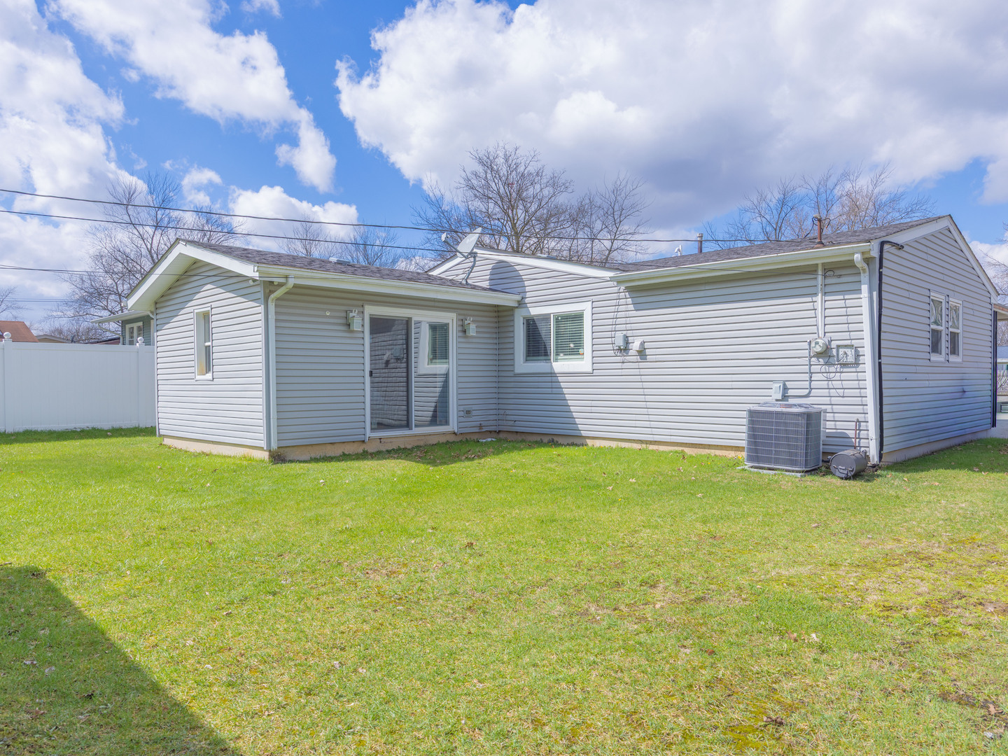 2112 BELMONT Avenue, Joliet, IL 60432