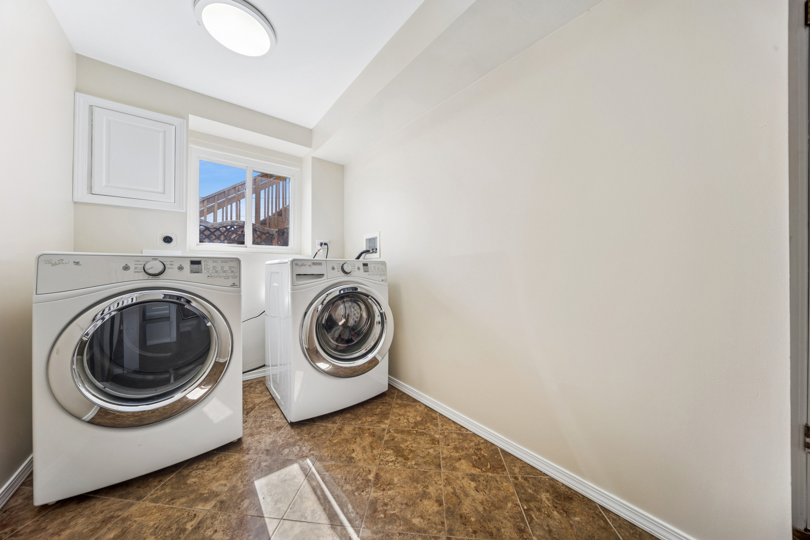 1660 JEFFERSON Road, Hoffman Estates, IL 60169