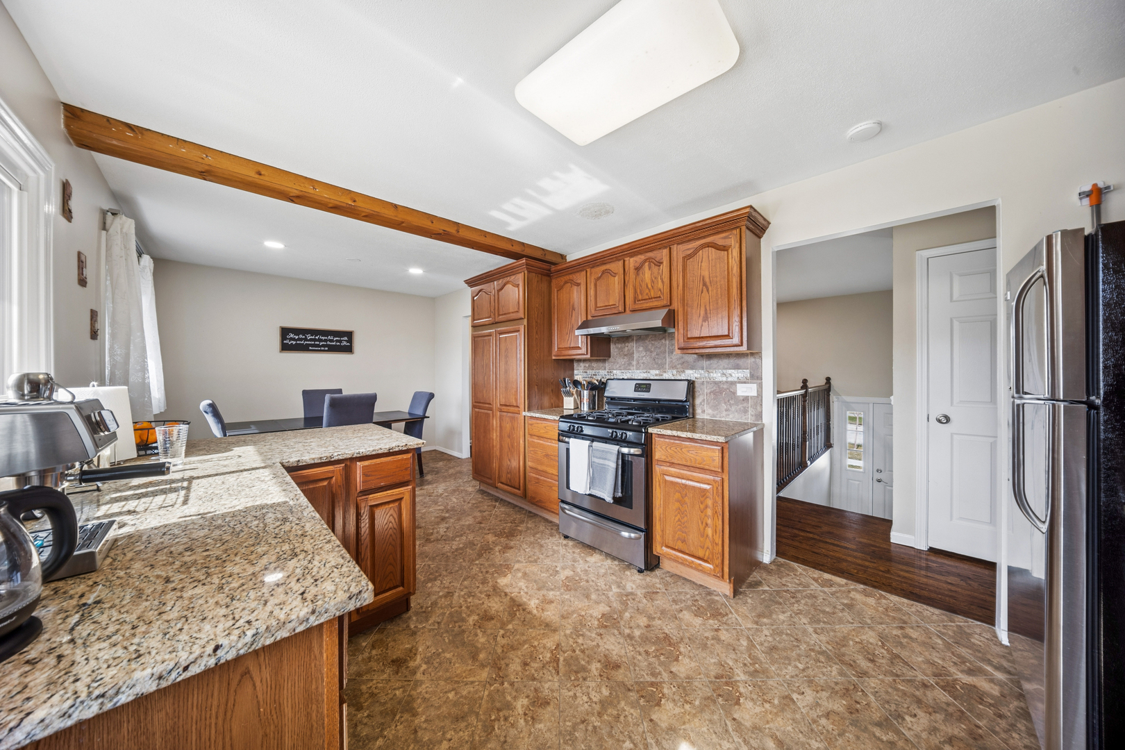 1660 JEFFERSON Road, Hoffman Estates, IL 60169