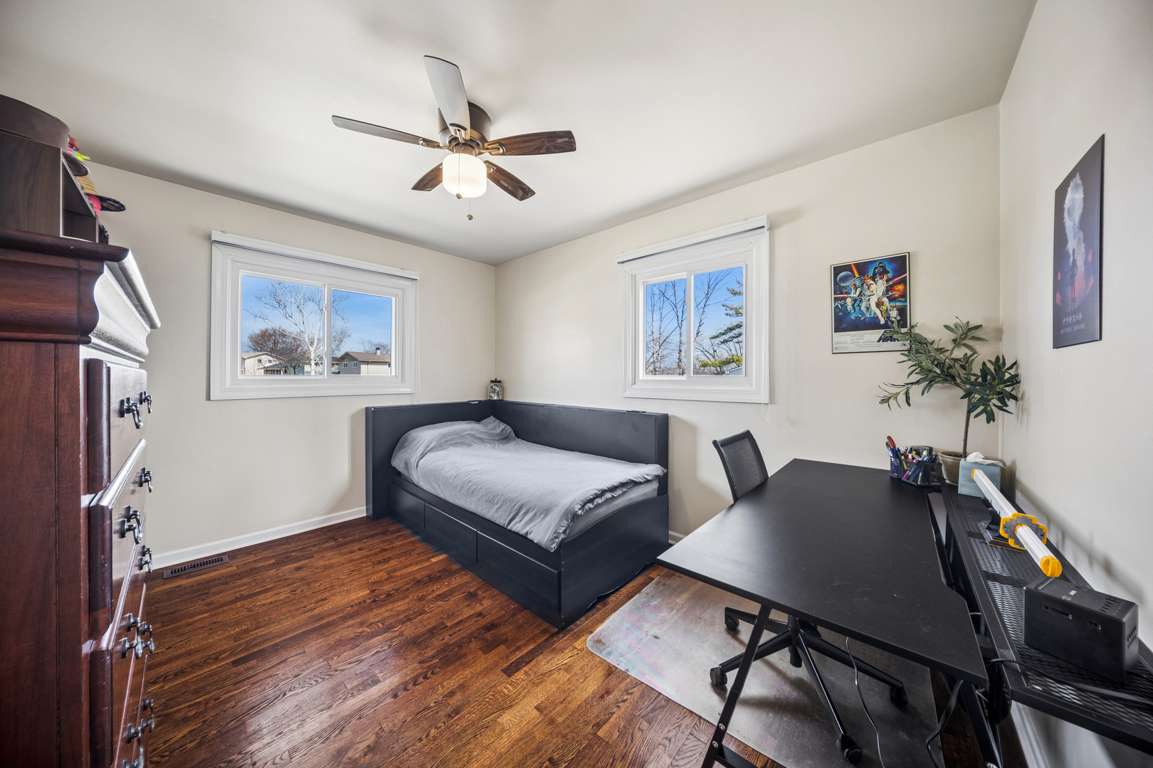 1660 JEFFERSON Road, Hoffman Estates, IL 60169