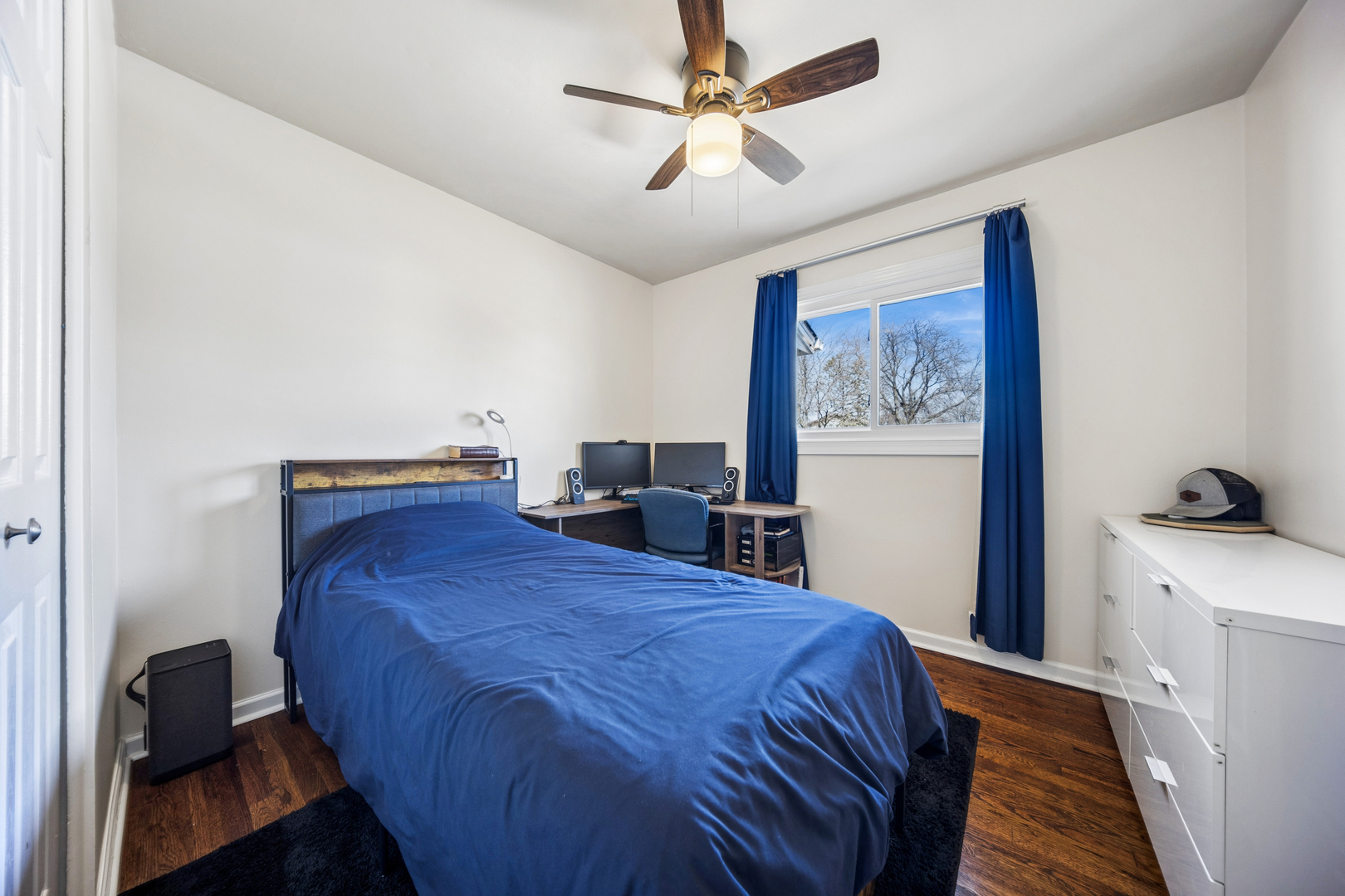 1660 JEFFERSON Road, Hoffman Estates, IL 60169