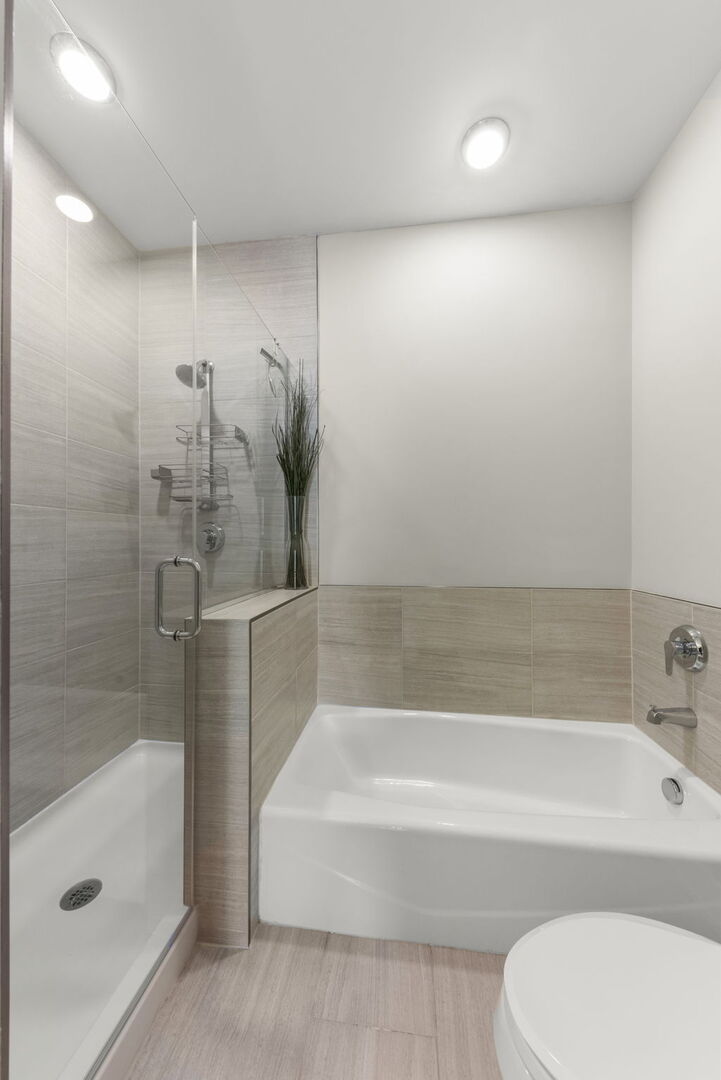 940 Maple Avenue #207, Downers Grove, IL 60515