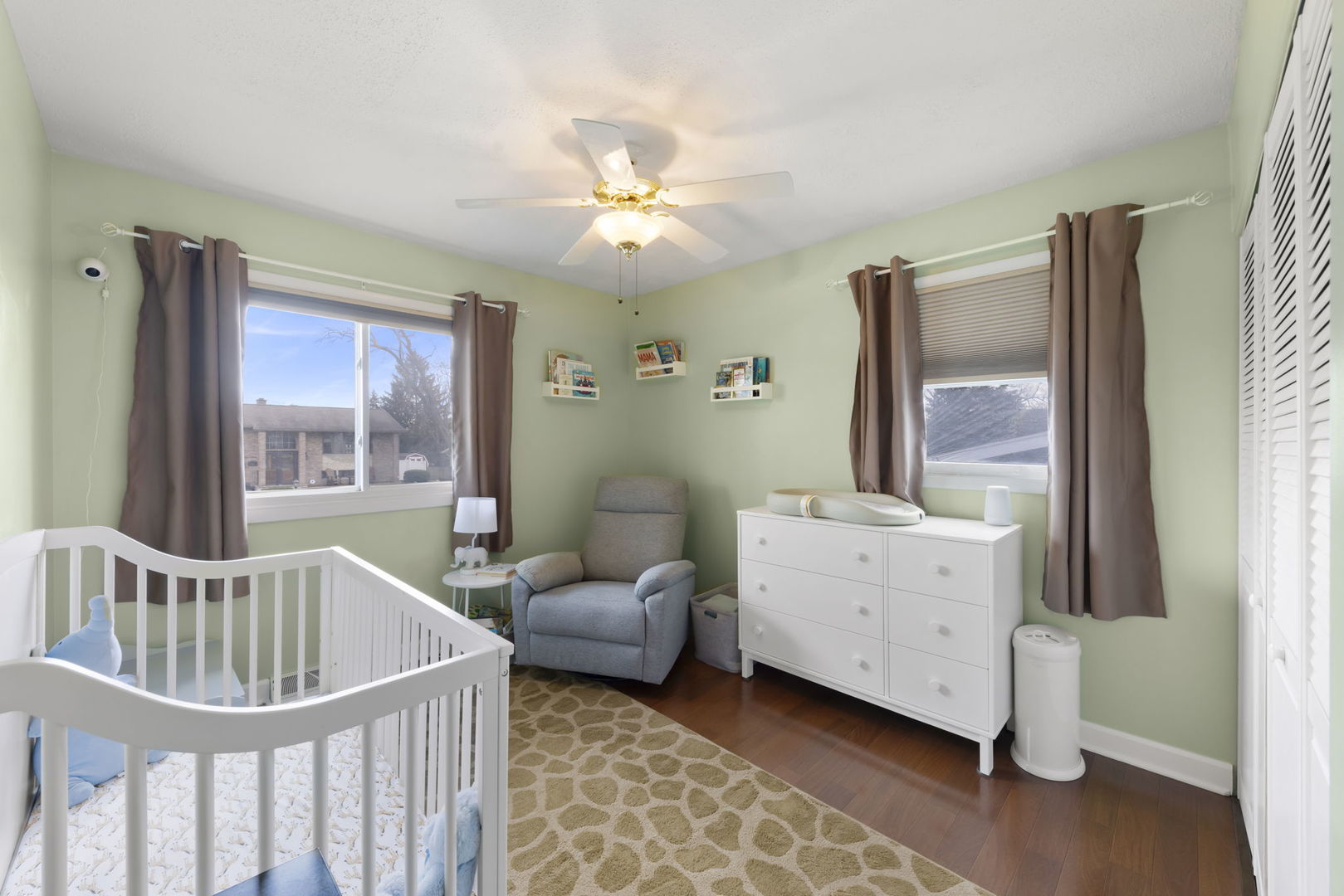 2508 Stonewall Avenue, Woodridge, IL 60517