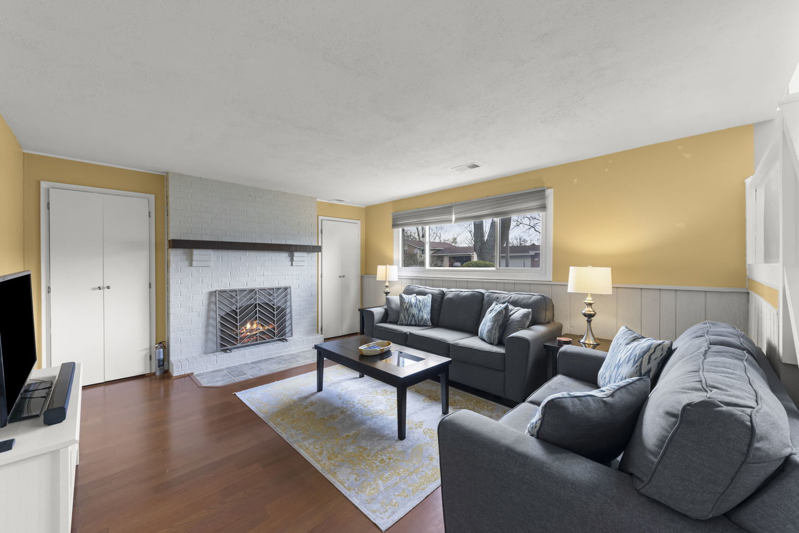 2508 Stonewall Avenue, Woodridge, IL 60517