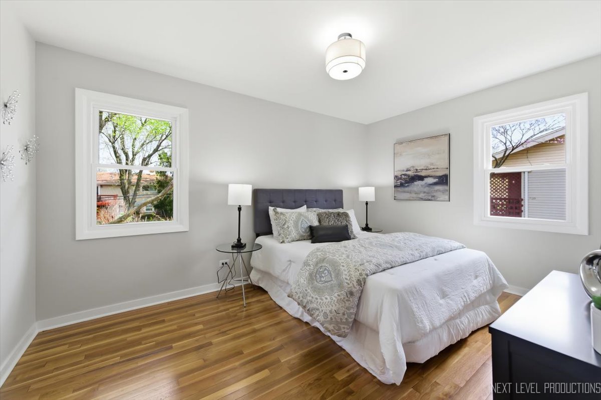 2S067 Beaumont Lane, Lombard, IL 60148