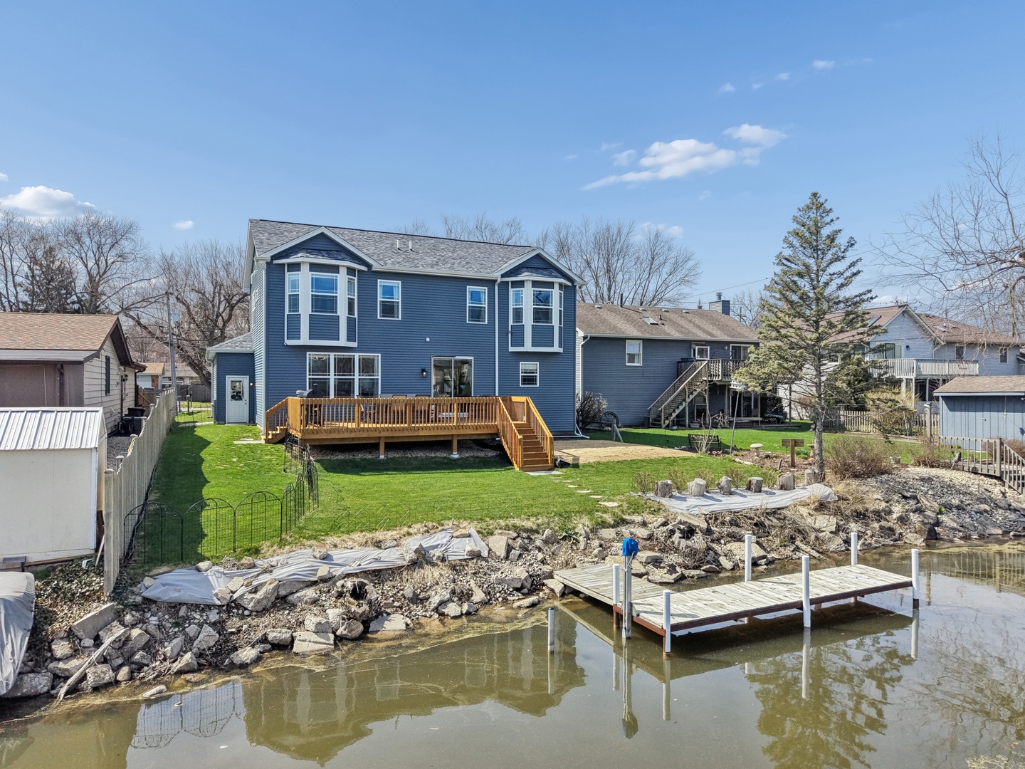 606 McHenry Avenue, McHenry, IL 60050