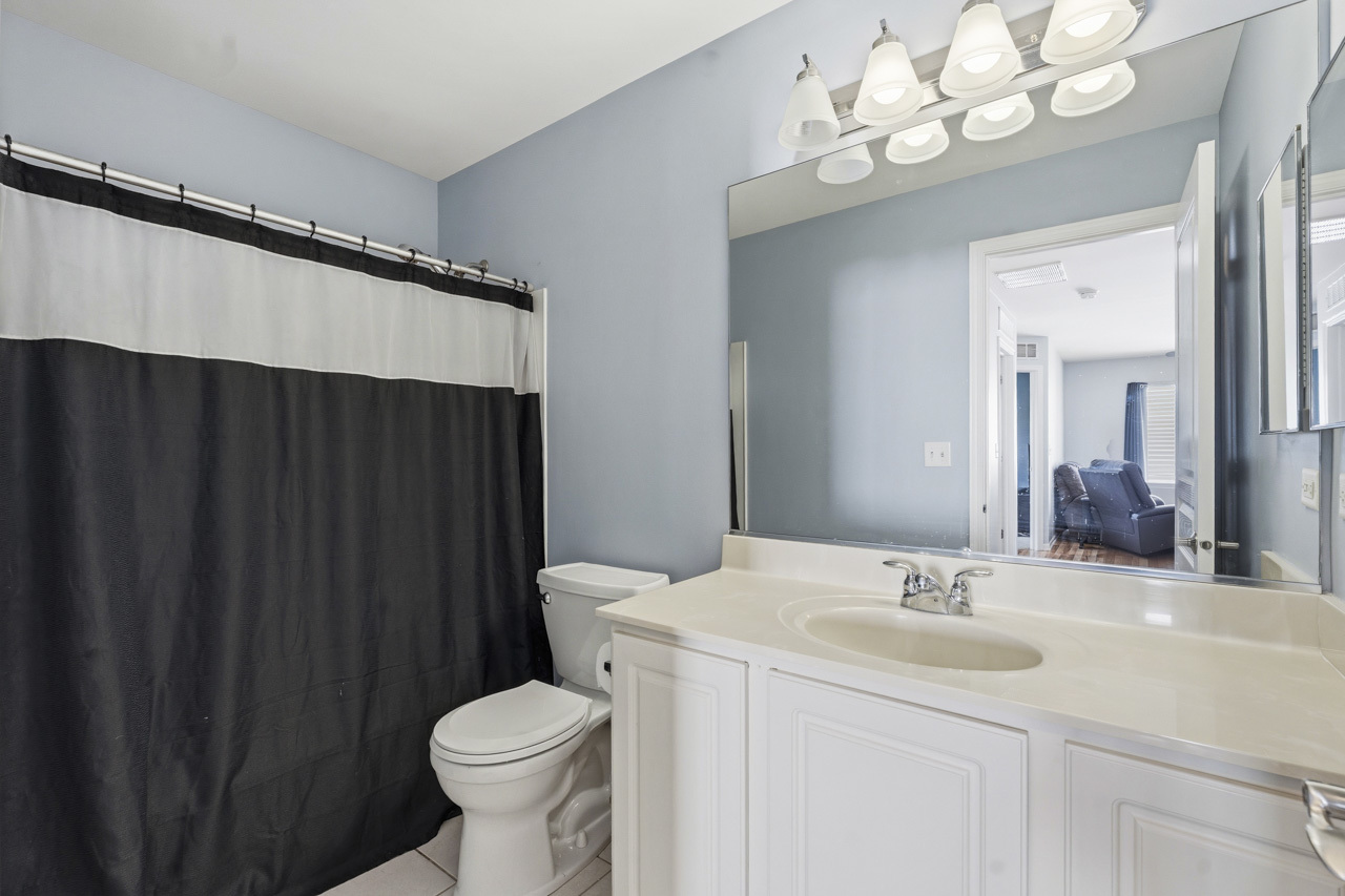 39907 Walton Lane, Beach Park, IL 60083