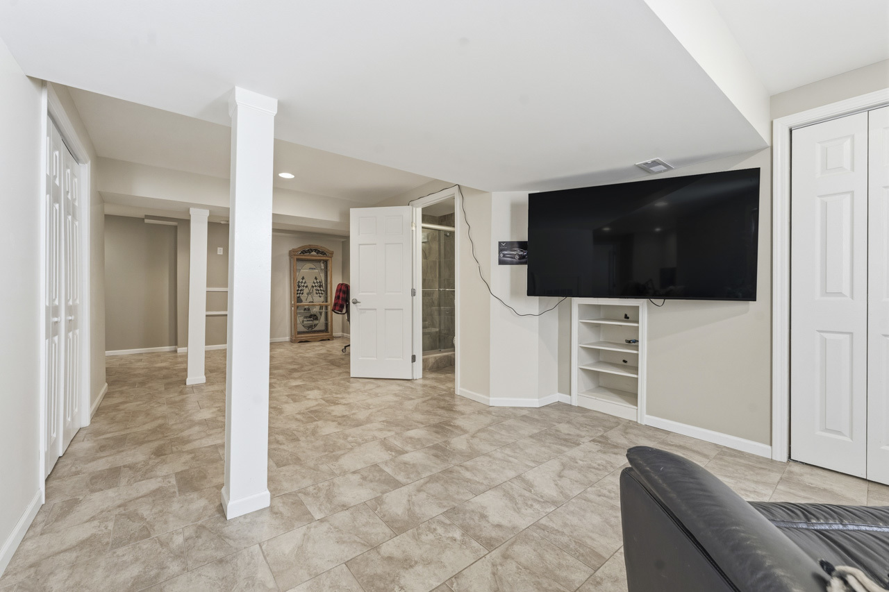 39907 Walton Lane, Beach Park, IL 60083