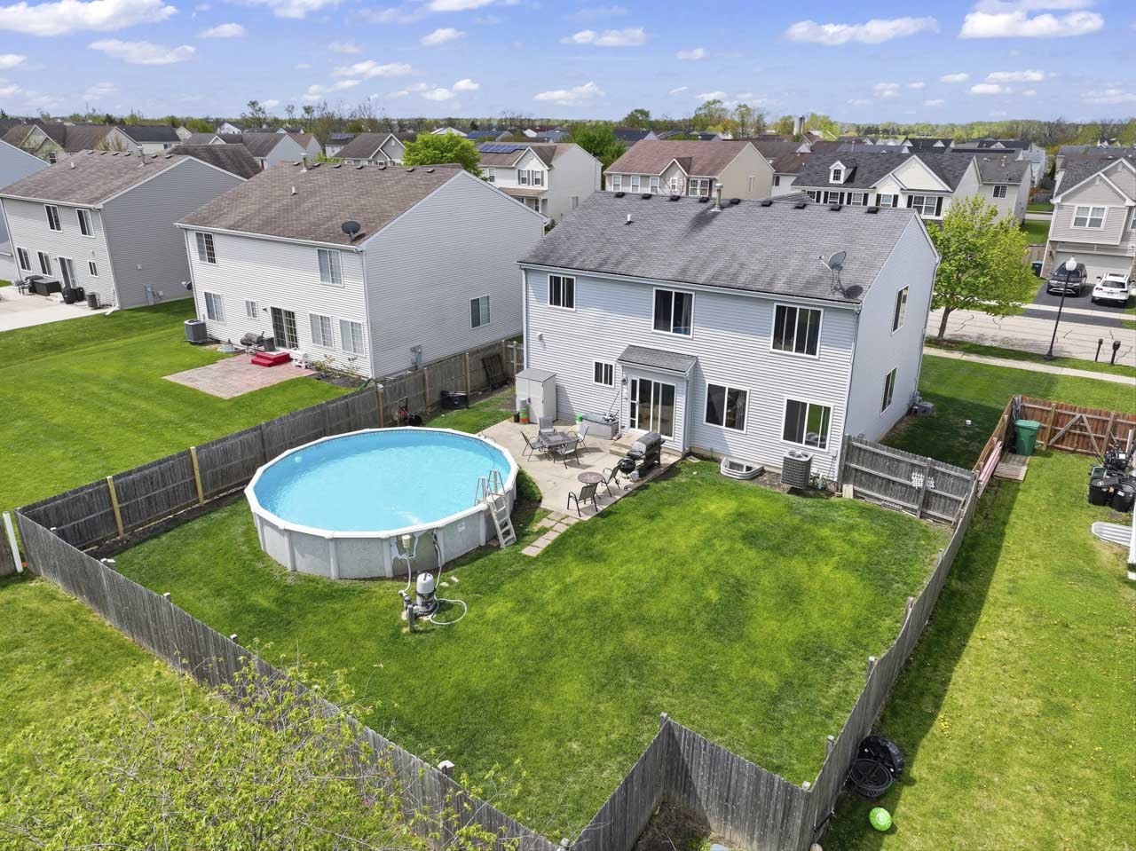 39907 Walton Lane, Beach Park, IL 60083