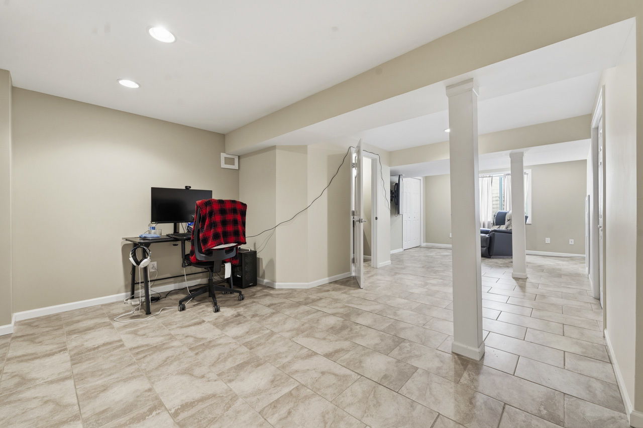 39907 Walton Lane, Beach Park, IL 60083