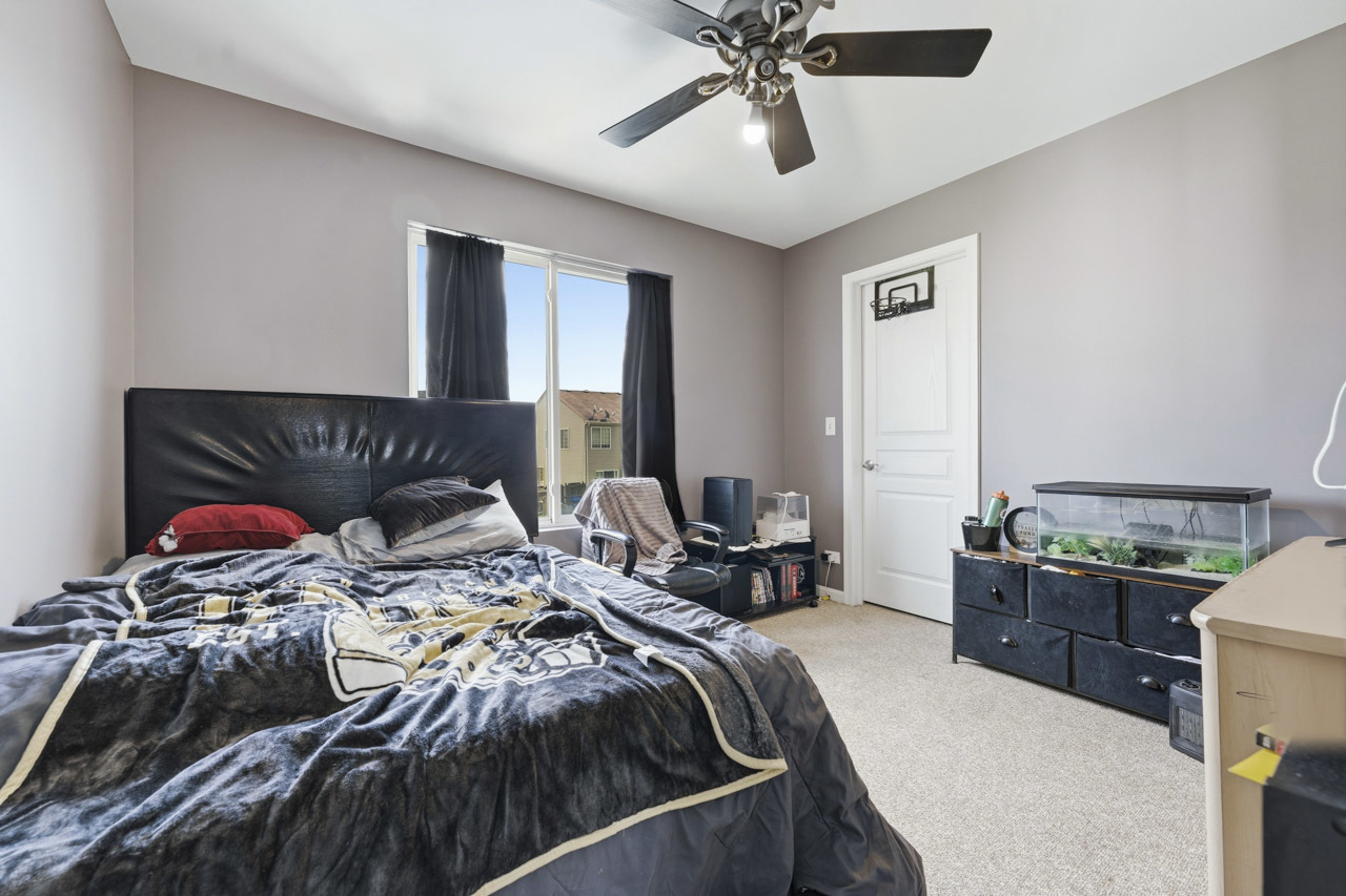 39907 Walton Lane, Beach Park, IL 60083