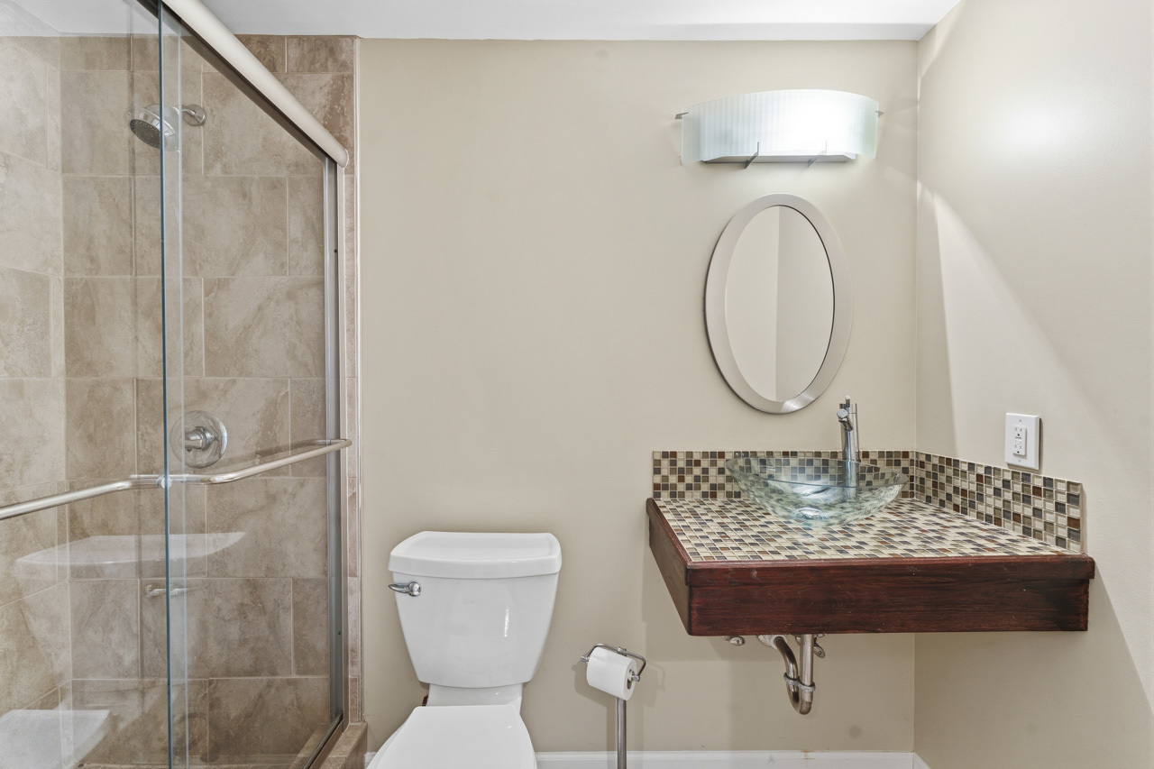 39907 Walton Lane, Beach Park, IL 60083