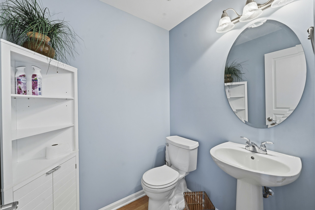 39907 Walton Lane, Beach Park, IL 60083