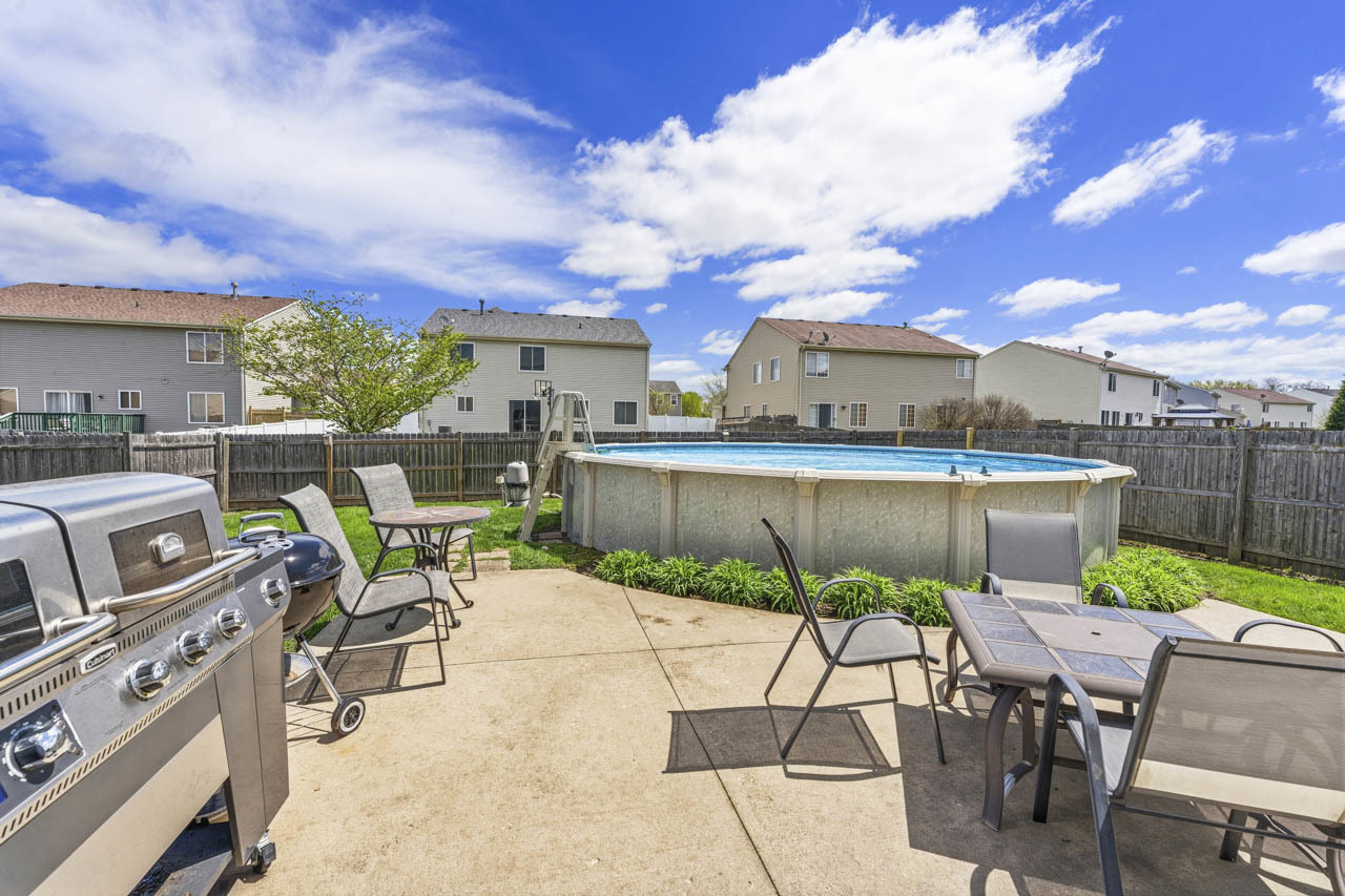 39907 Walton Lane, Beach Park, IL 60083