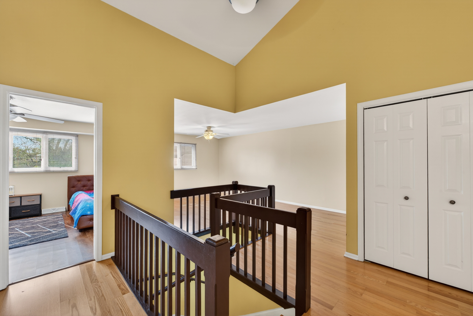 1926 Golf View Drive, Bartlett, IL 60103