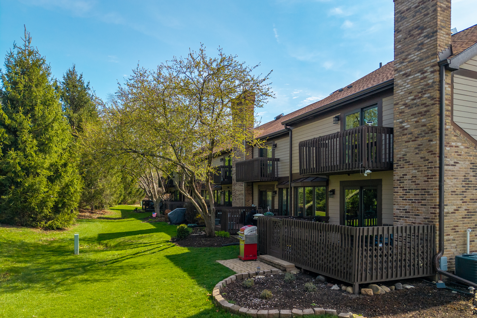 1926 Golf View Drive, Bartlett, IL 60103