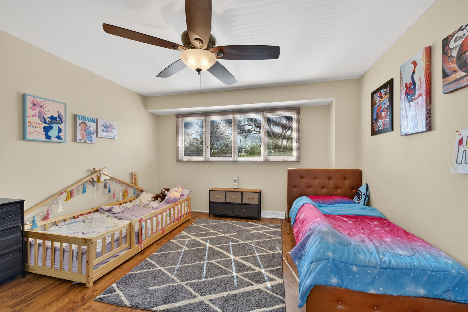 1926 Golf View Drive, Bartlett, IL 60103