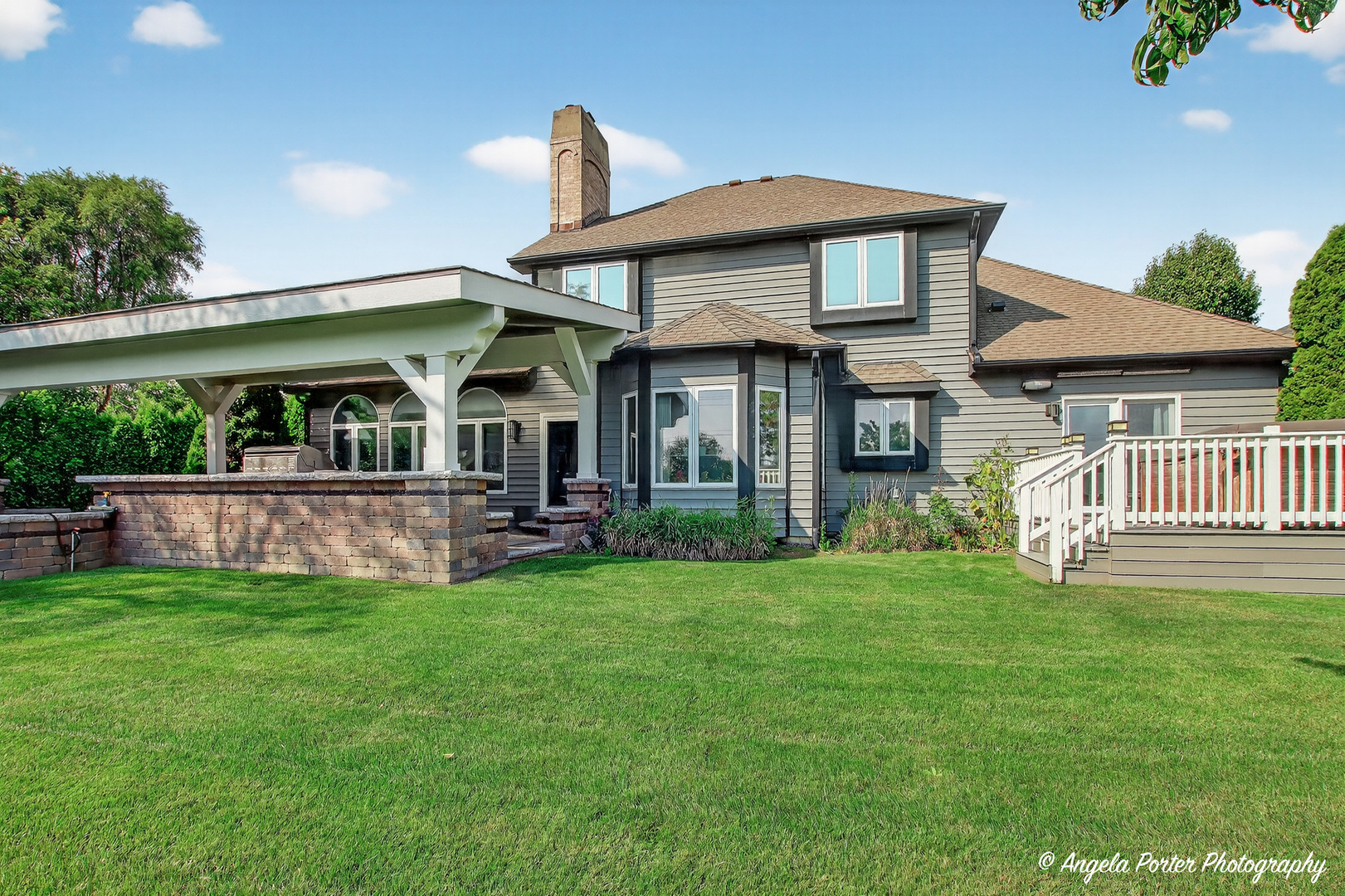 701 Caitlin Court, Grayslake, IL 60030