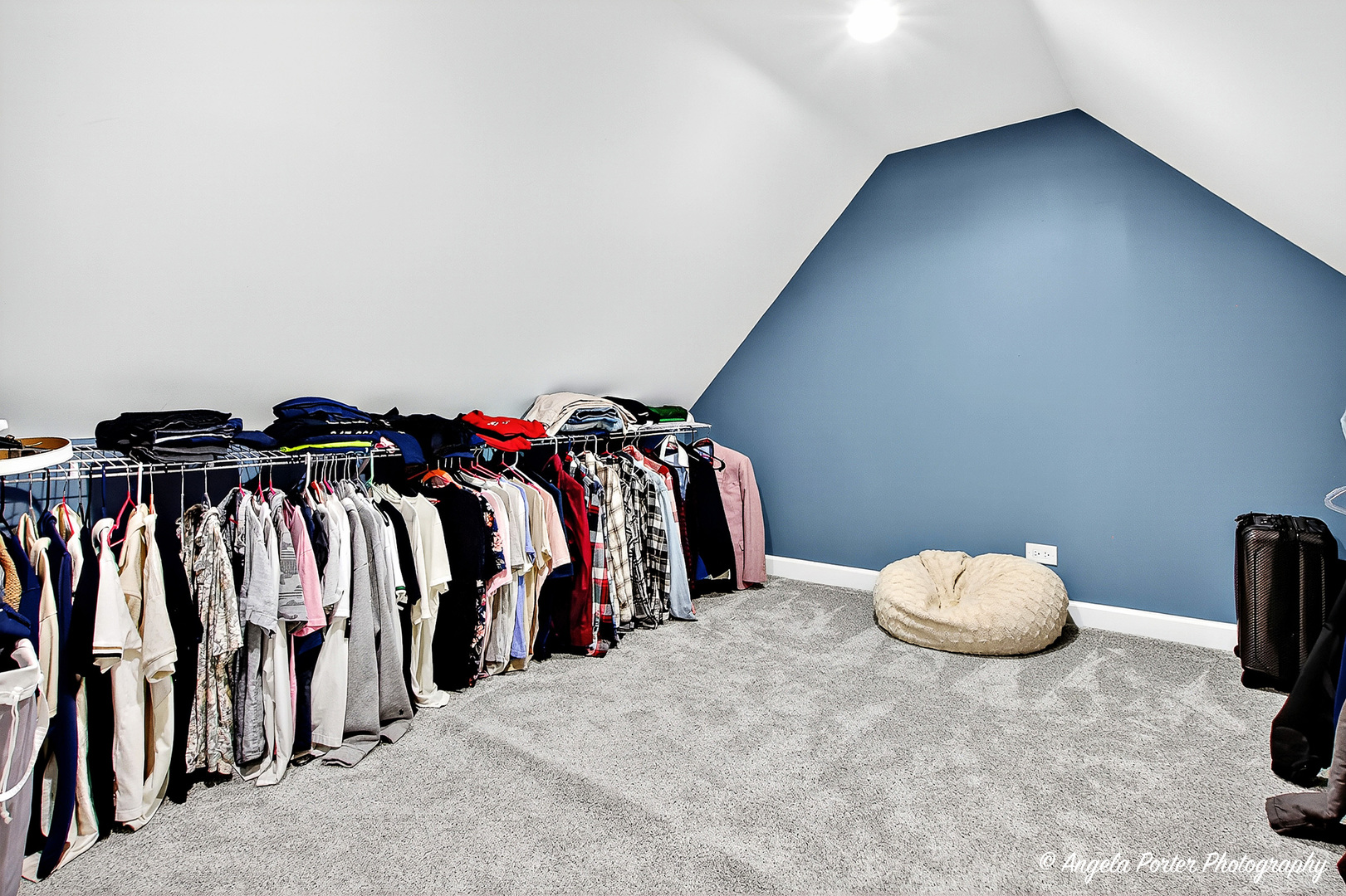 701 Caitlin Court, Grayslake, IL 60030