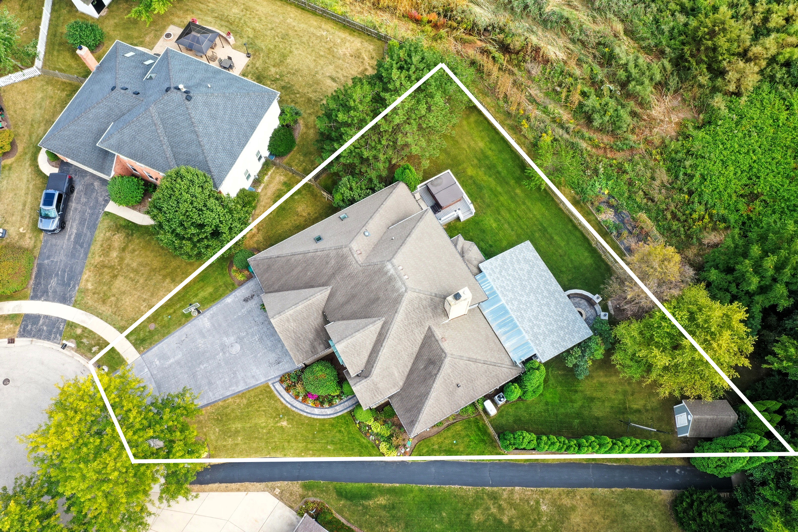 701 Caitlin Court, Grayslake, IL 60030