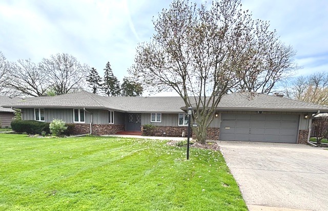 1850 Kensington Place, Aurora, IL 60506