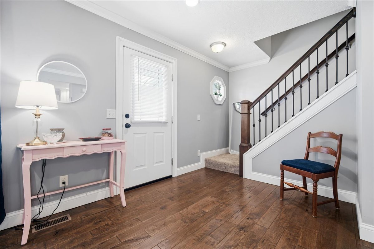 2820 Rutherford Drive, Bloomington, IL 61705