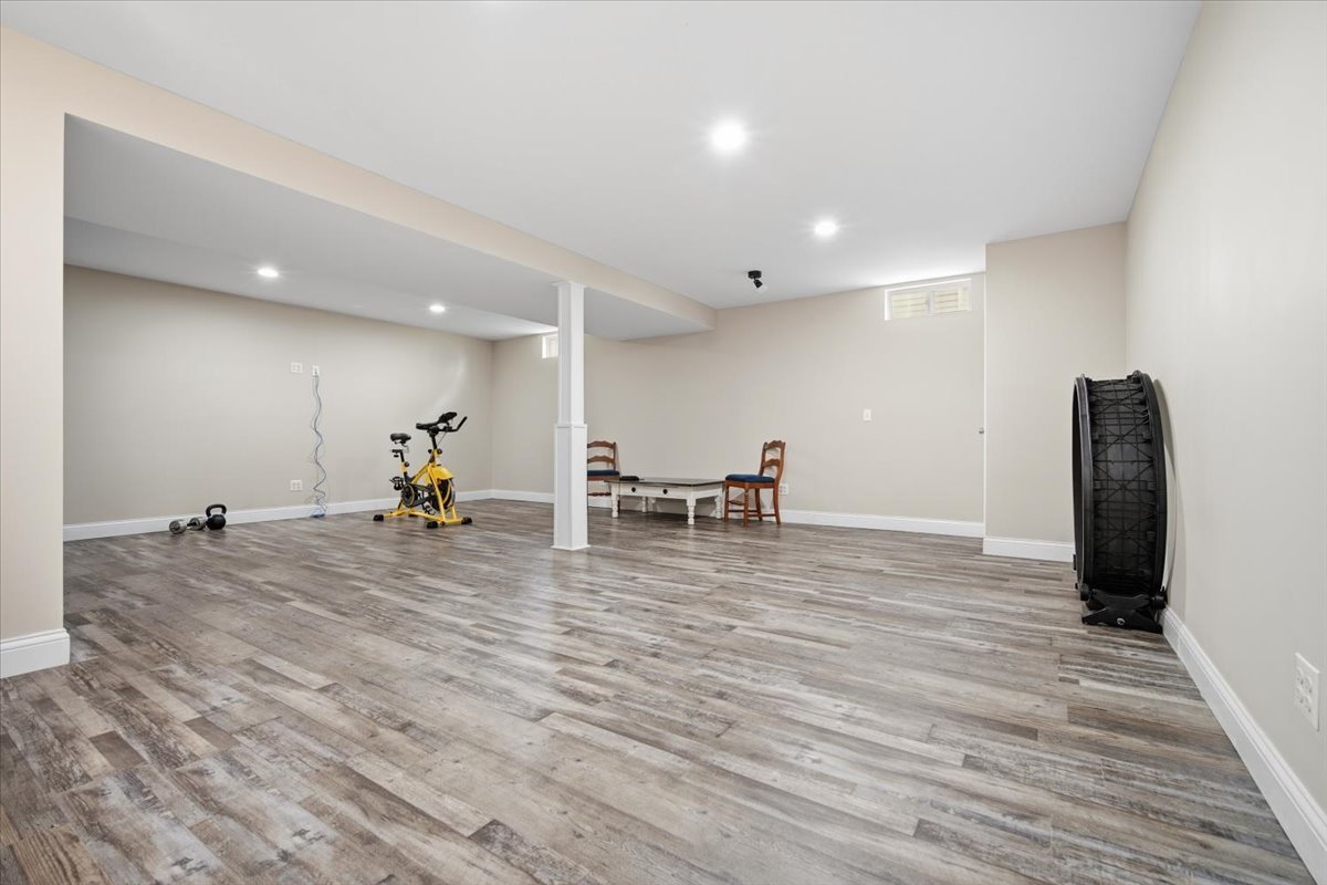 2820 Rutherford Drive, Bloomington, IL 61705