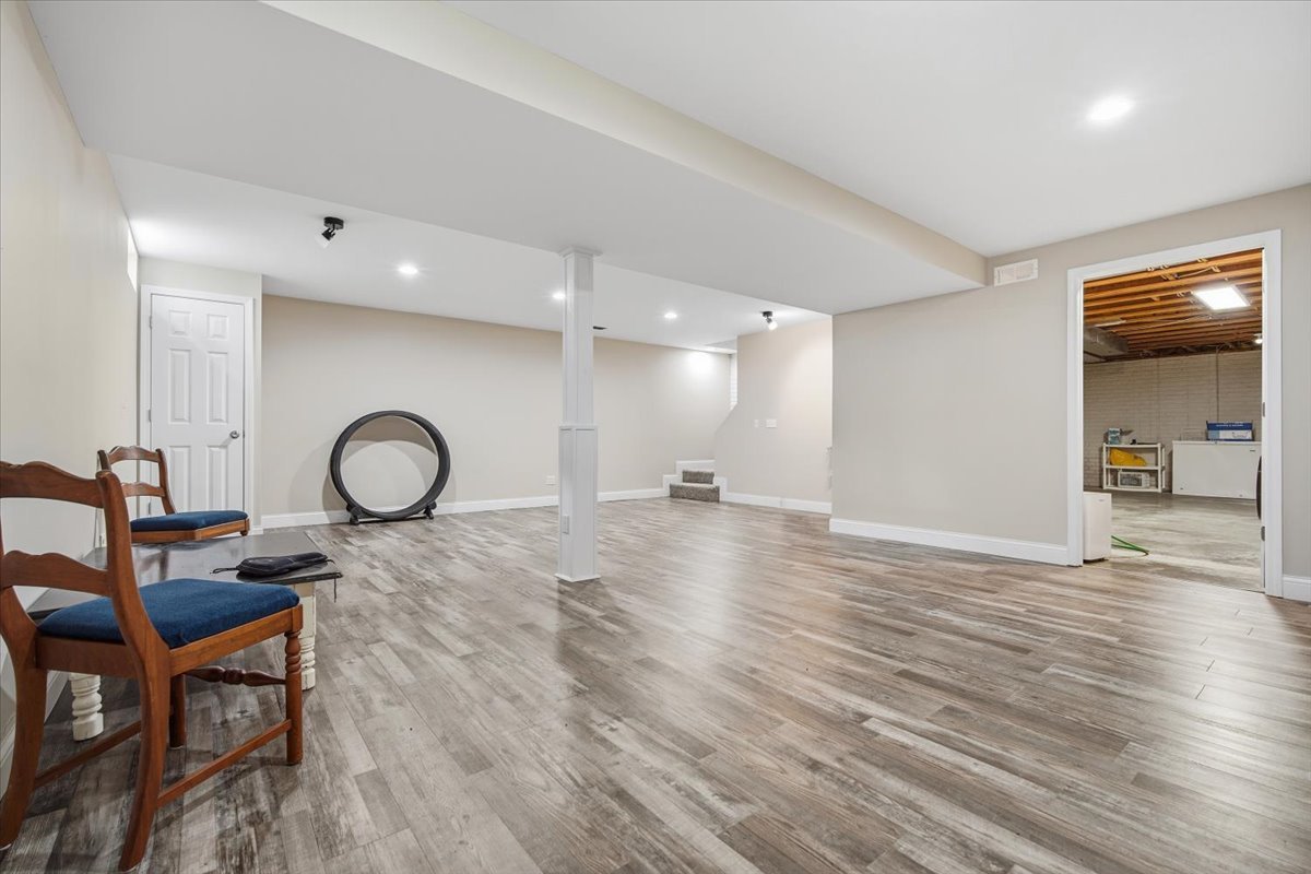 2820 Rutherford Drive, Bloomington, IL 61705