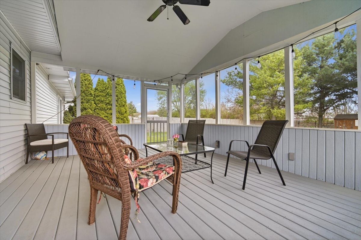 2820 Rutherford Drive, Bloomington, IL 61705