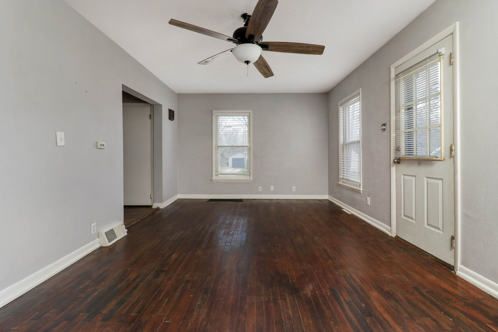 701 E Buchanan Street, Bloomington, IL 61701