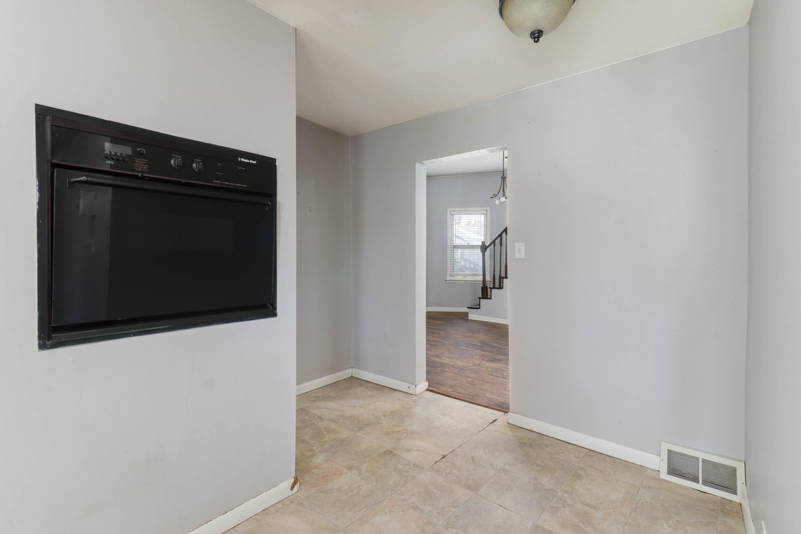 701 E Buchanan Street, Bloomington, IL 61701