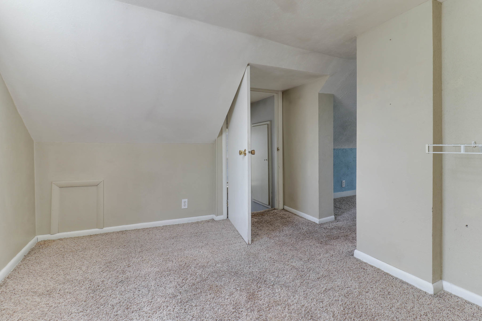 701 E Buchanan Street, Bloomington, IL 61701