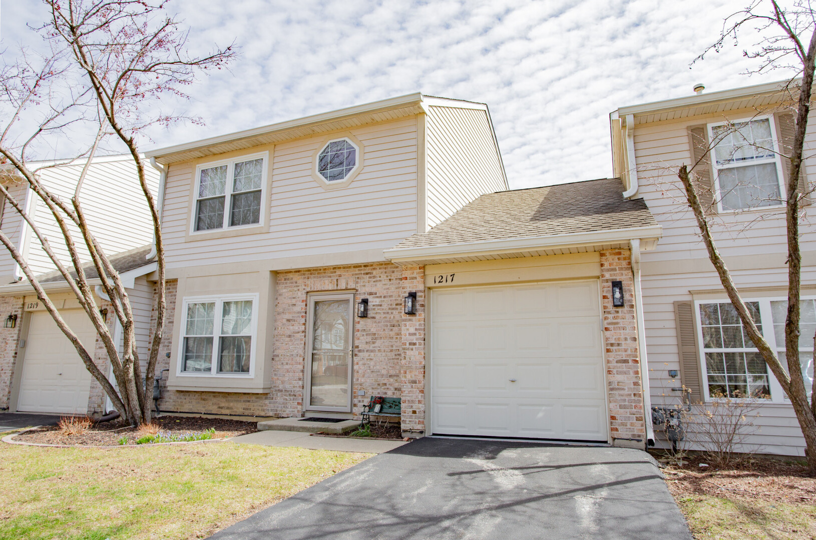 1217 N Village Drive, Round Lake Beach, IL 60073