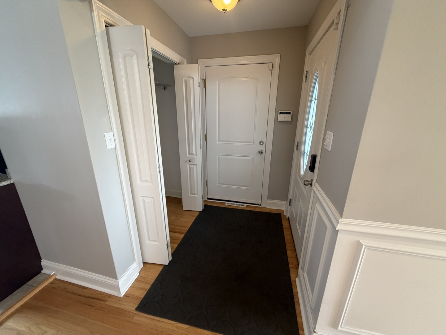 340 E Huntington Lane, Elmhurst, IL 60126