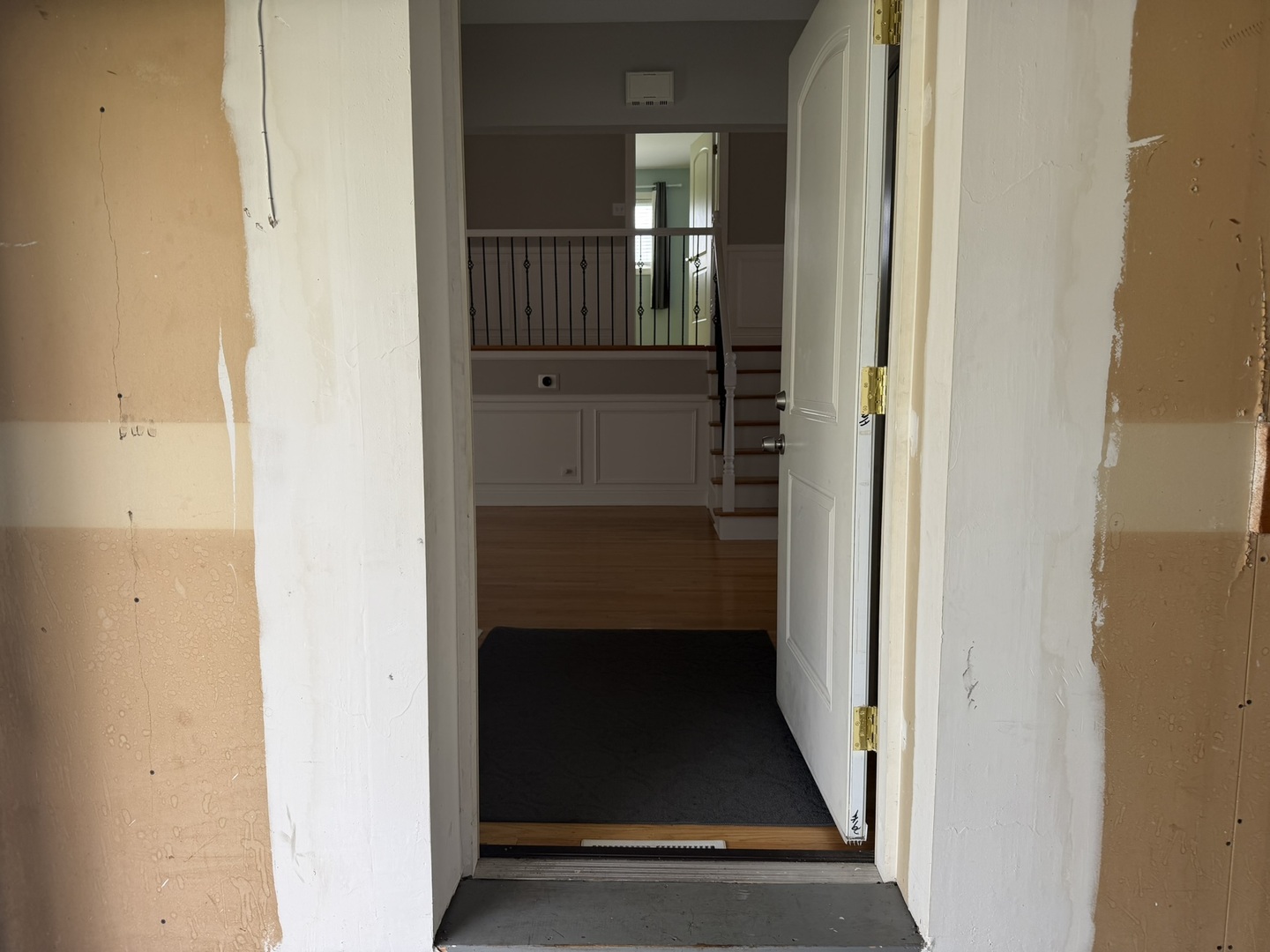 340 E Huntington Lane, Elmhurst, IL 60126