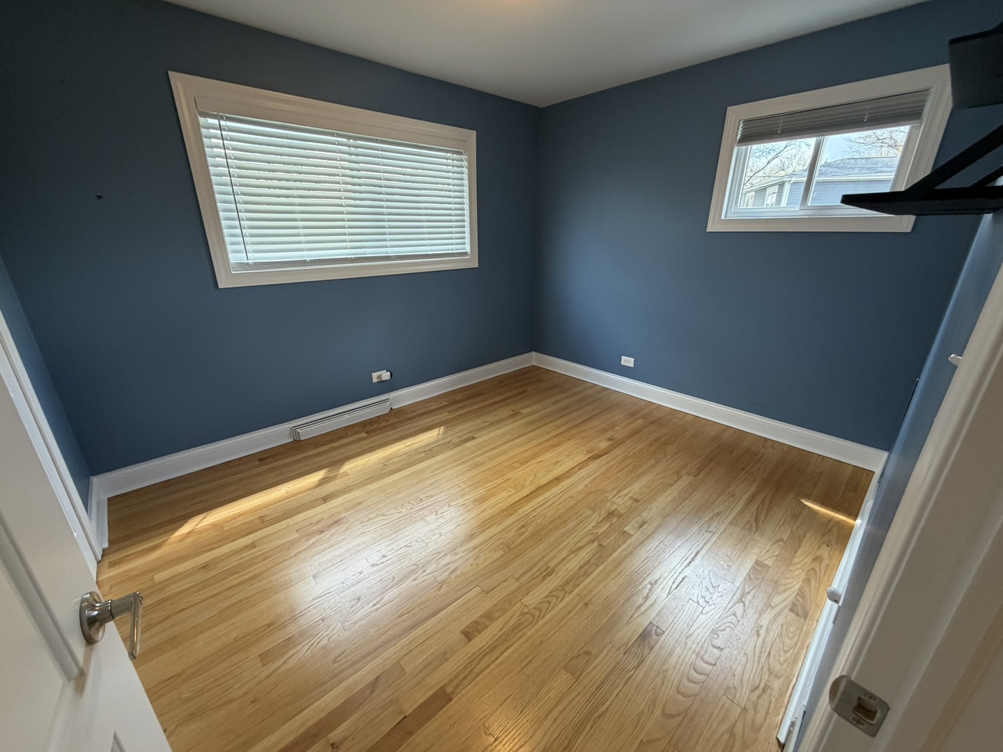 340 E Huntington Lane, Elmhurst, IL 60126